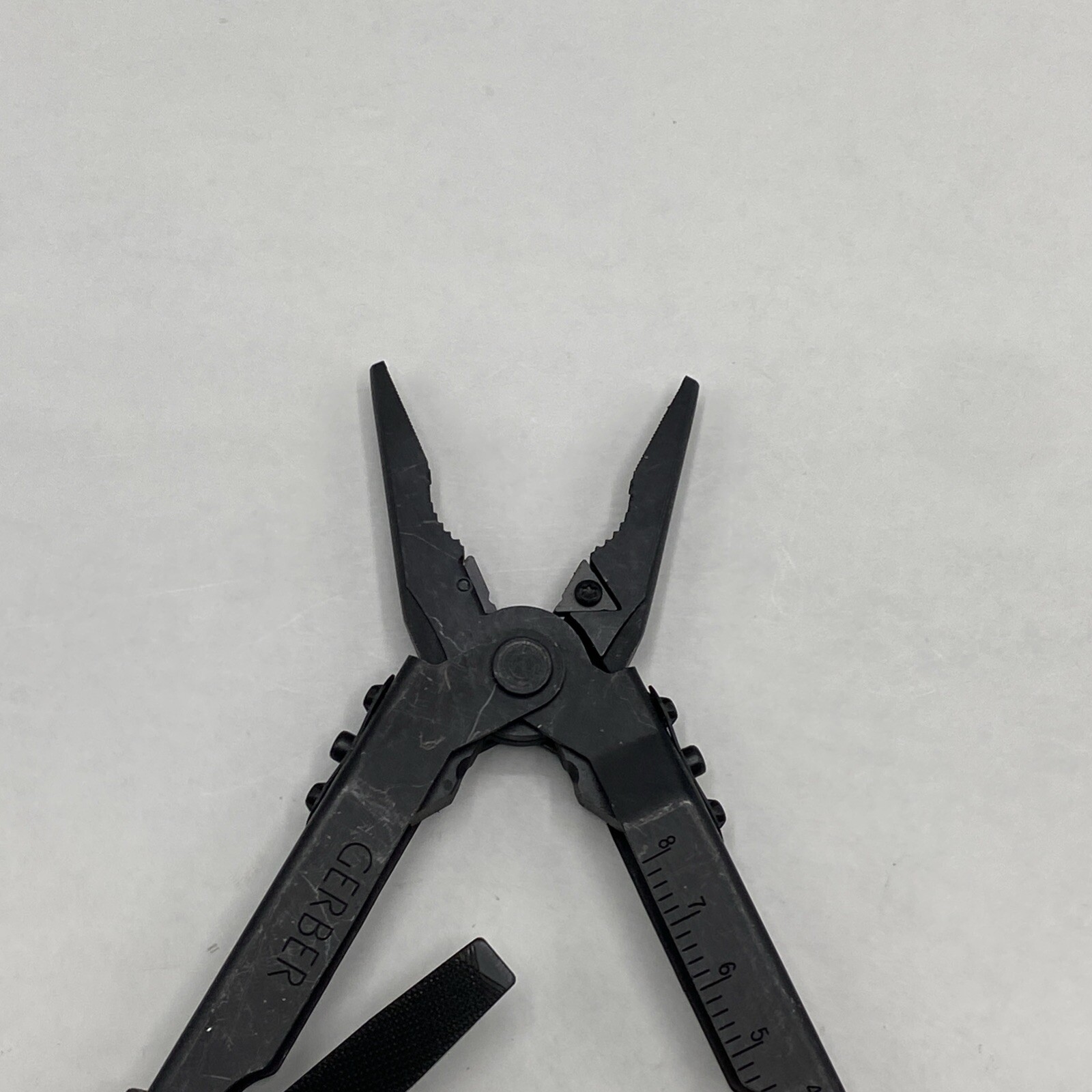 Gerber MP 600, Carbide Cutters, Needlenose – Black