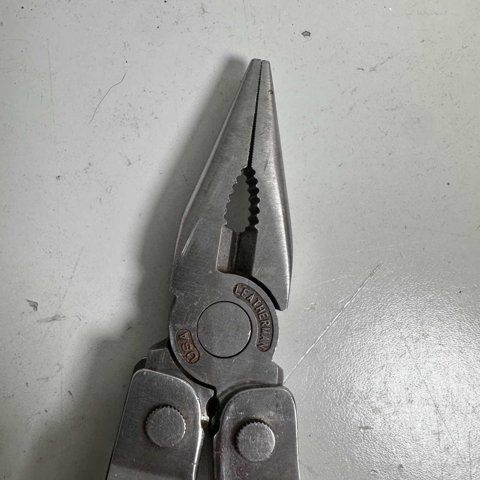 Leatherman Super Tool Silver Compact Plier Outdoor Multi-Tool USA Made