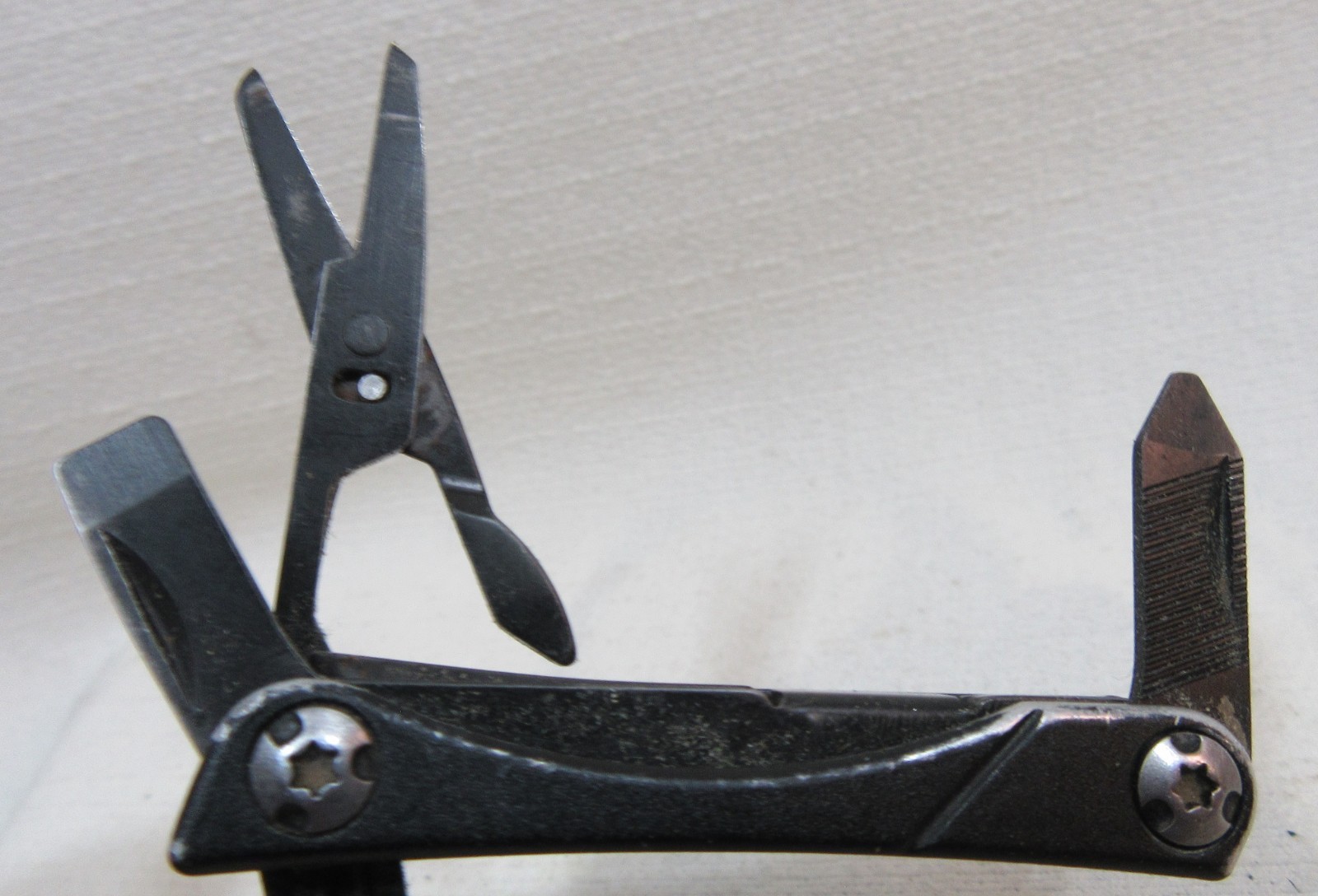 Black Gerber Dime Mini Multi-Tool, Knife- Pliers-Scissors