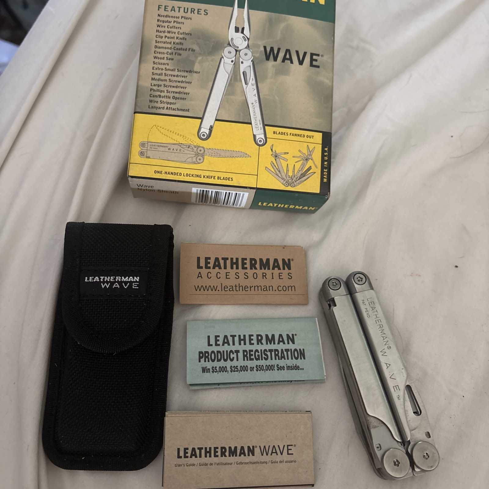 SUPER RARE THE ORIGINAL LEATHERMAN WAVE TOOL NEVER USED circa 1999 FULL SET