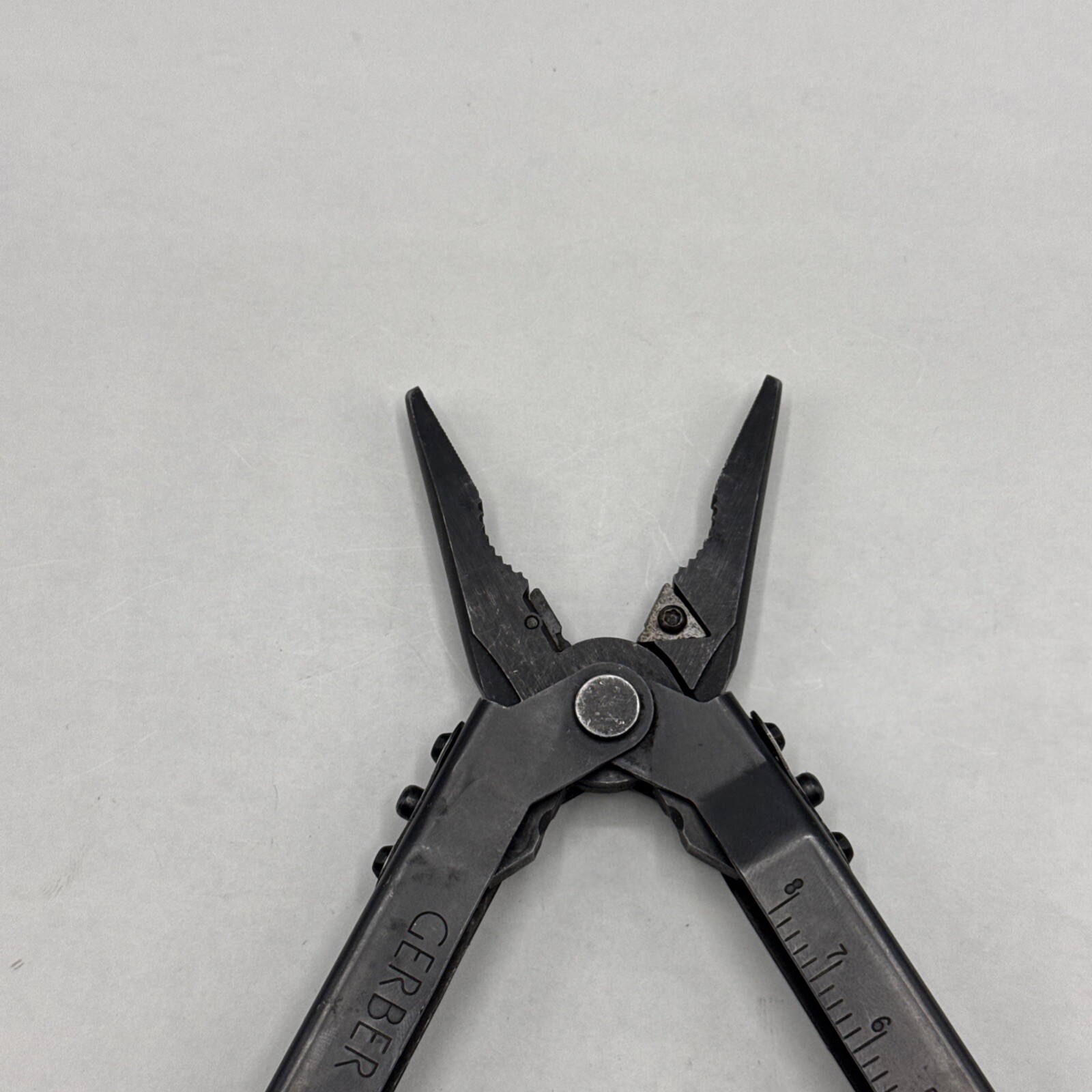 Gerber MP 600, Carbide Cutters, Needlenose – Black