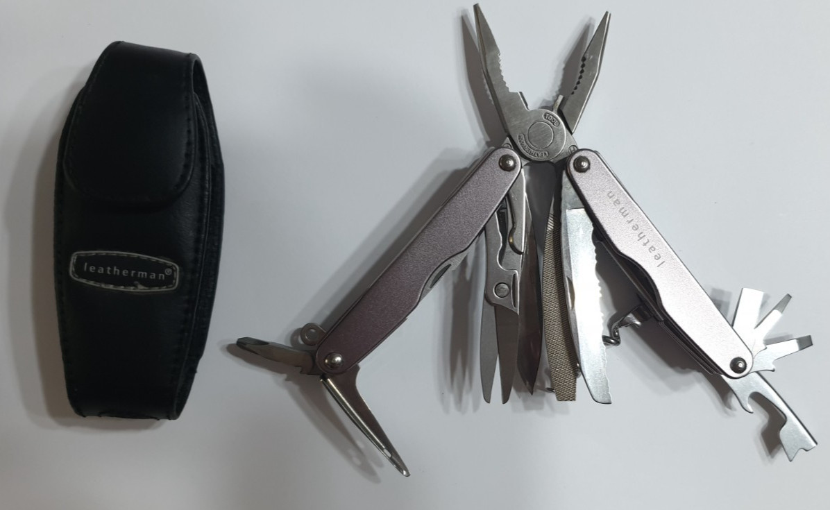 🔥 Leatherman Wave + Multi Tool Micra Keychain Bit Driver Extender Not Used Set