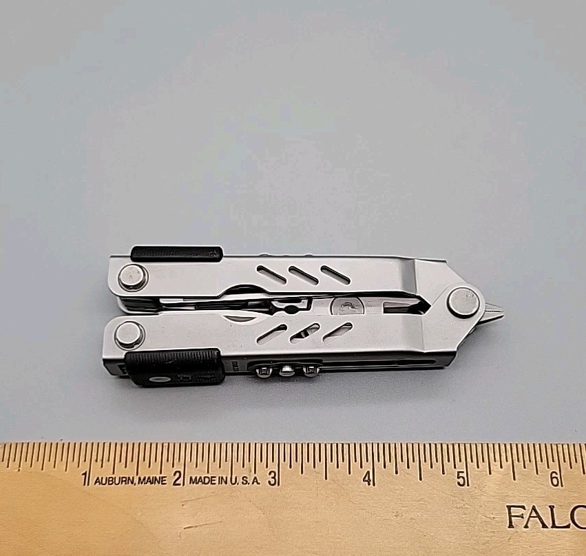 Gerber USA MP400 Compact Sport Multi-Plier Multi-Tool w/ Fiskars Scissors