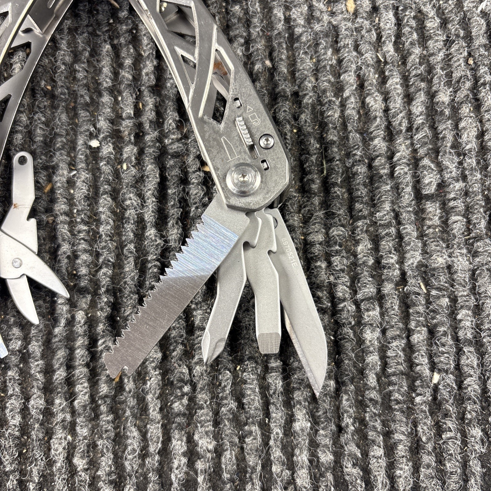 Gerber Suspension Multi-Tool (018)