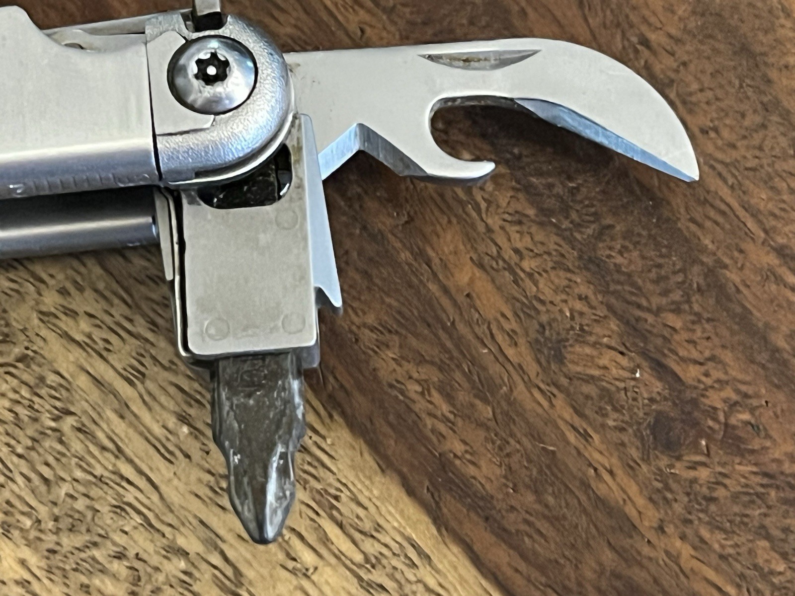 Leatherman Wave Multi-Tool Knife Great Condition!! w/New Molle Sheath ~TASKCo