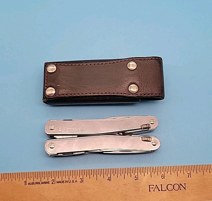 Victorinox SwissTool Spirit XC Butter Blade Multi-Tool w/ Sheath – Discontinued