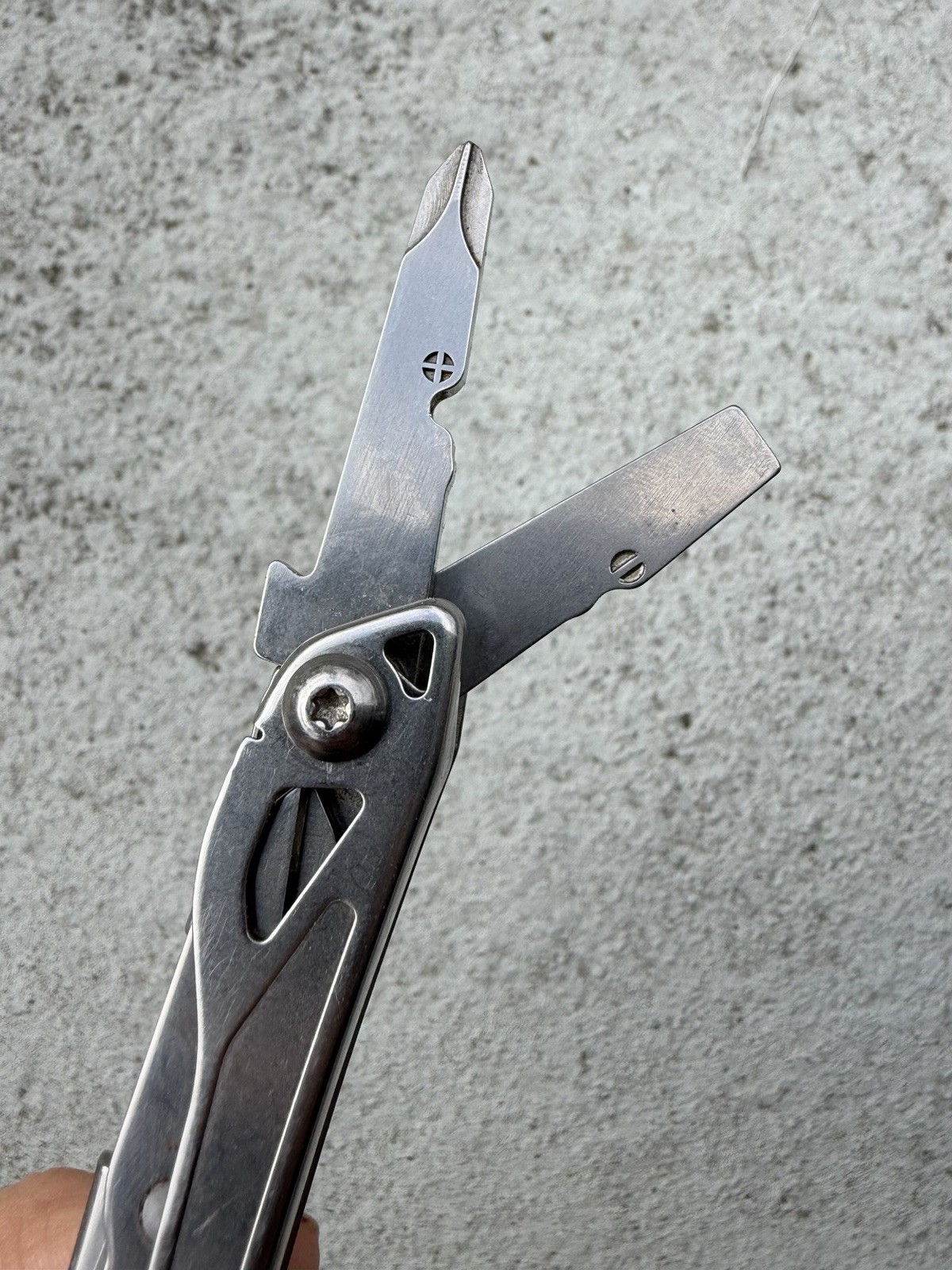 LEATHERMAN WINGMAN 14-IN-1 MULTI-TOOL, PLIERS, SCISSORS, SCREWDRIVER, CLIP, EXC!