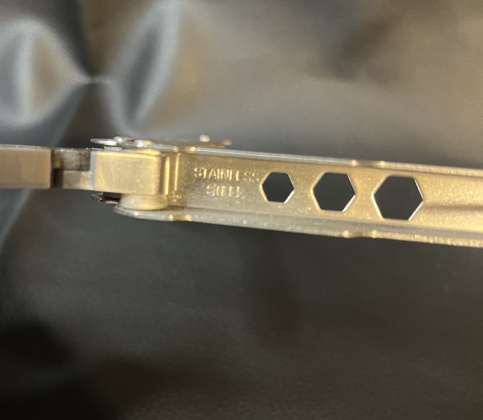 UNBRANDED STAINLESS STEEL MULTI TOOL PILERS KNIFE SCALER SCREWDRIVER