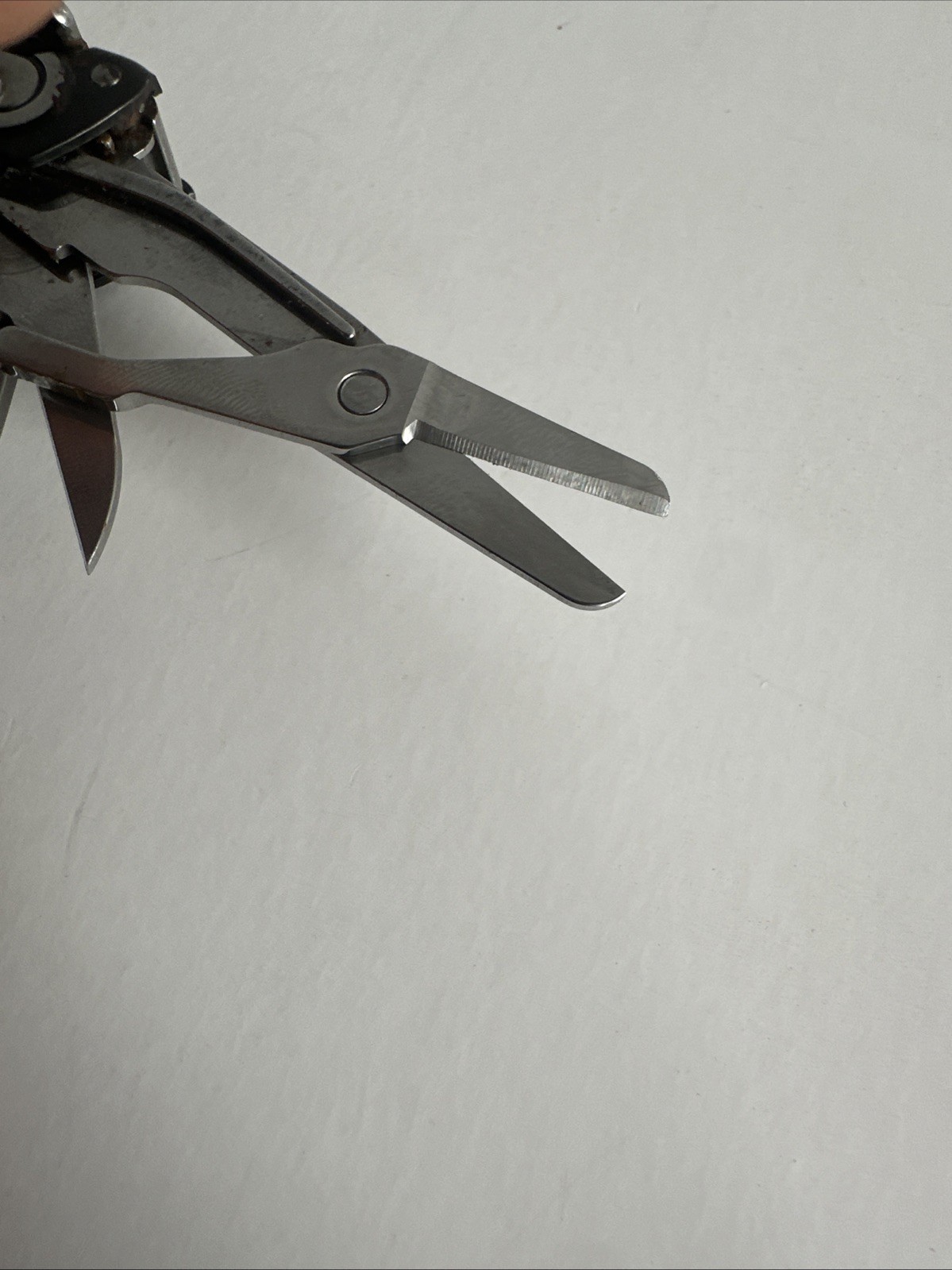Leatherman ARC Multi-Tool 20-in-1 One-Hand Opening CPM MagnaCut Steel EDC Tool