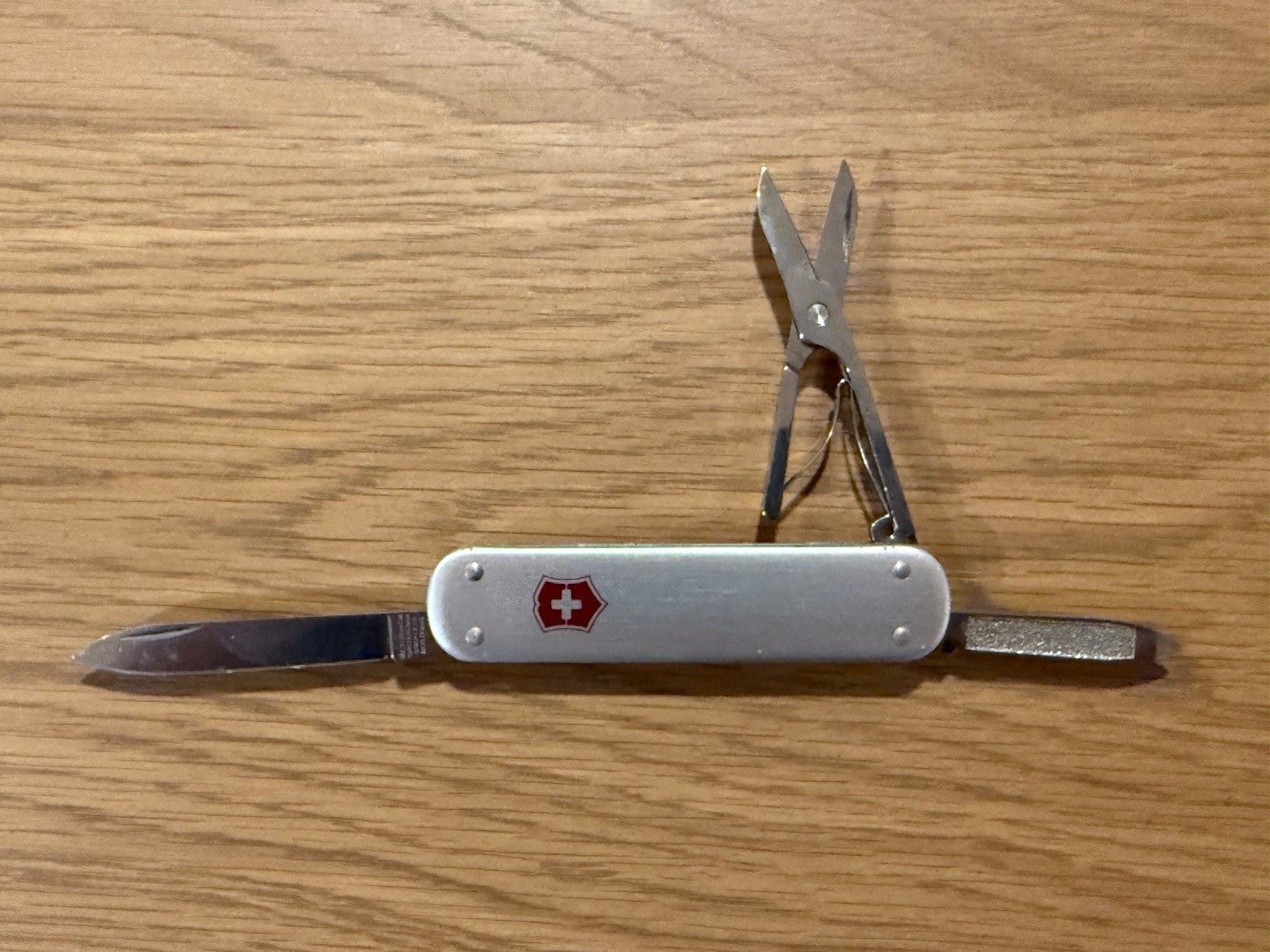 Victorinox Money Clip Silver Alox Swiss Army Knife Multi Tool!