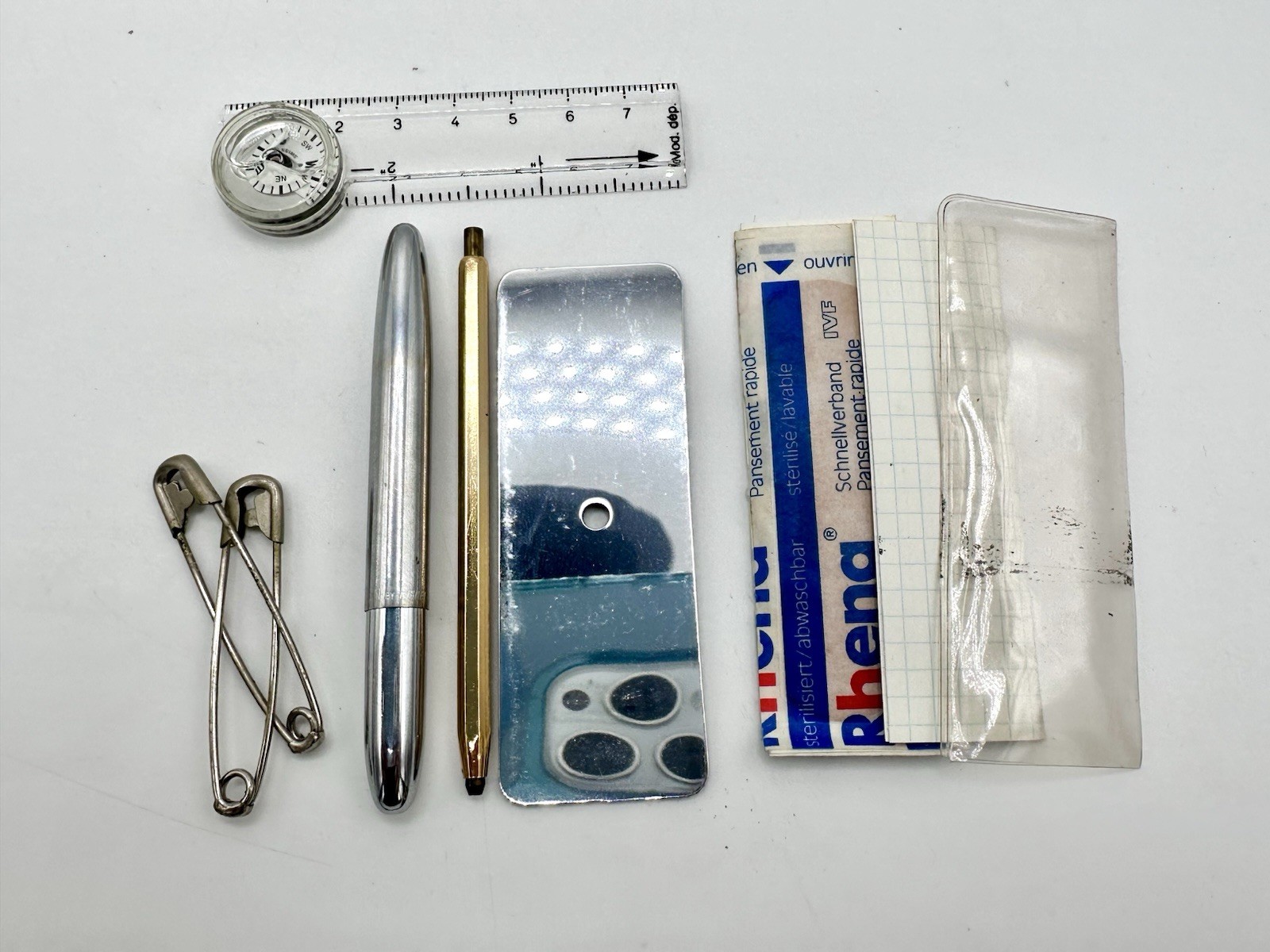 Victorinox Officier Suisse Swiss Army Knife W/ Case & Fisher Space Pen