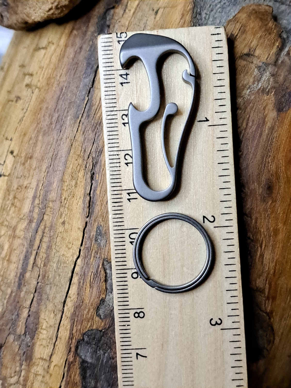 Pro Mini Minimalist Titanium Carabiner Keychain With 20mm Titanium Keyring