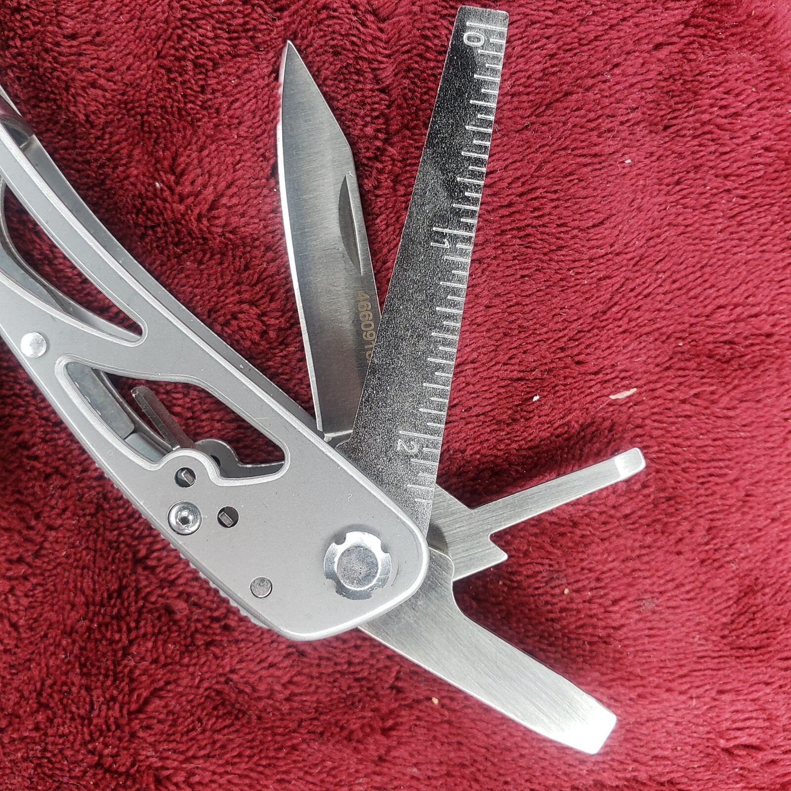🔪 Winchester Winframe Knife Pliers Cutters Screwdriver Multi-Tool 22-41473