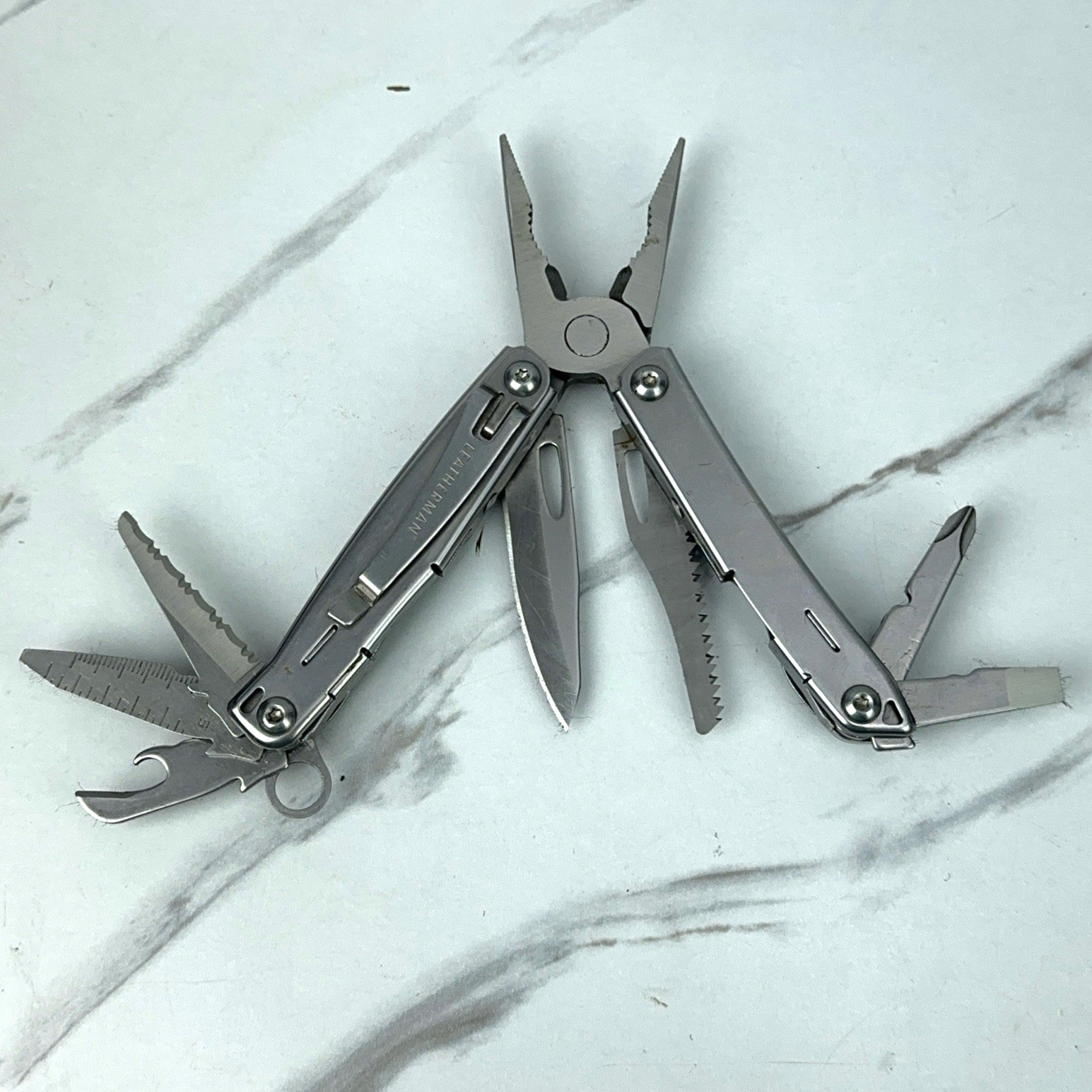 Leatherman Sidekick Multi-Tool, Knife, Pliers, Saw, Stainless *DATED 05/16