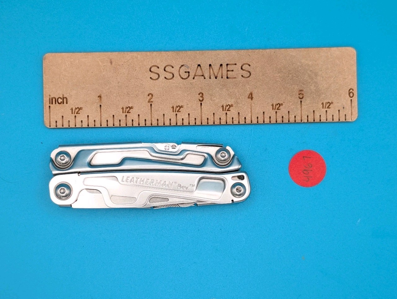 Leatherman Rev 3.8″ Multi-Tool, Stainless!