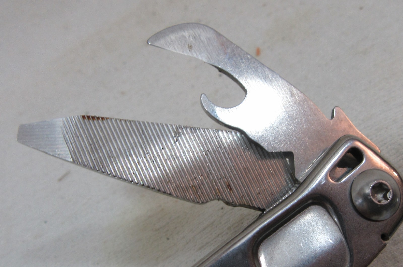 Leatherman Rev Multi‑Tool – Stainless Steel w/ Pocket Clip