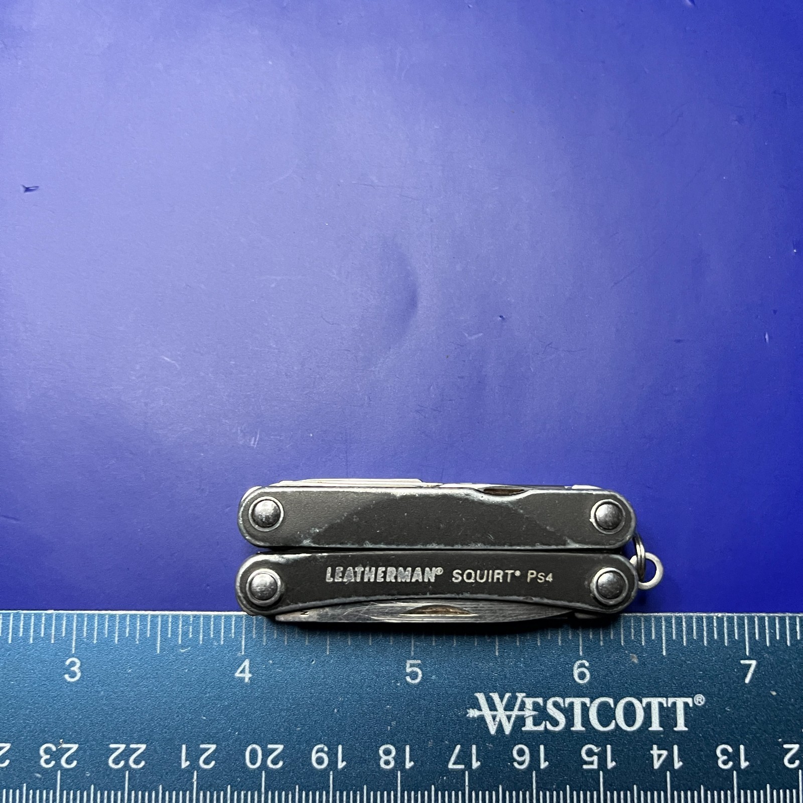 Leatherman Squirt PS4 Multi Tool, Knife, Pliers – Black