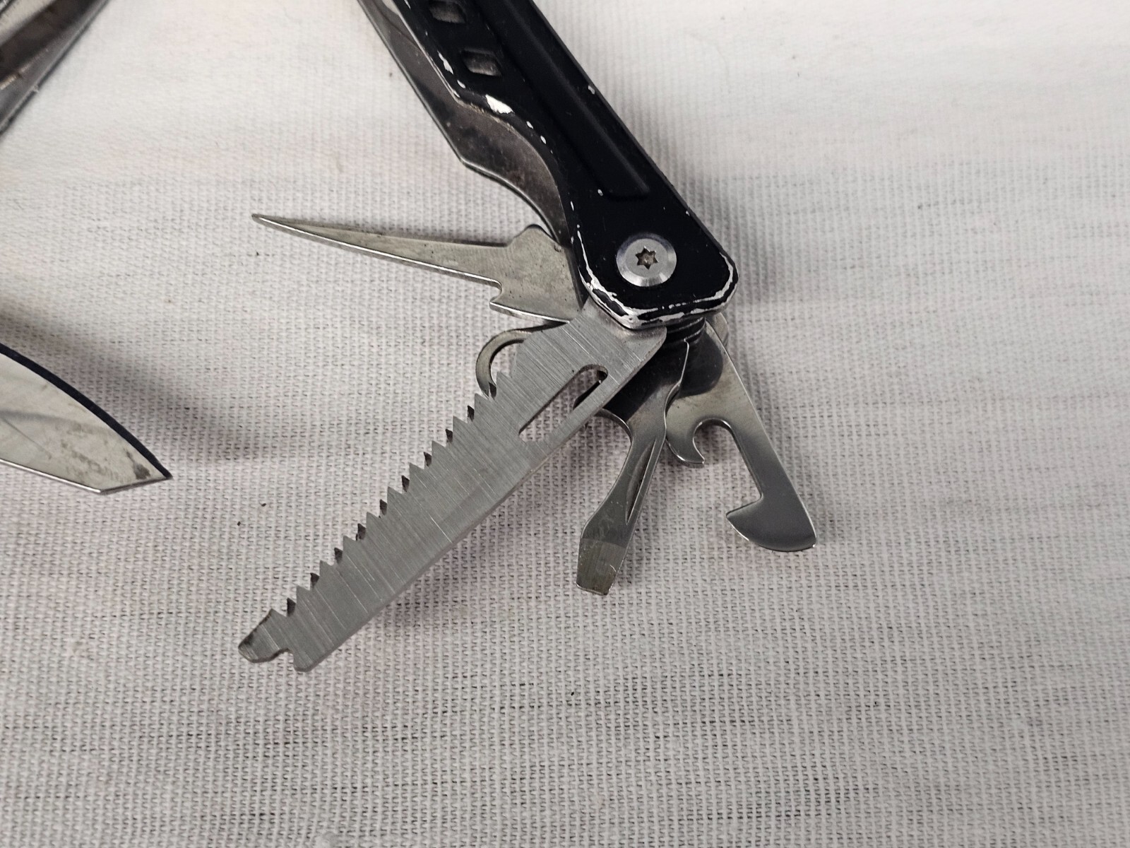 Ozark Trail Multitool Multi-Tool 10 in 1