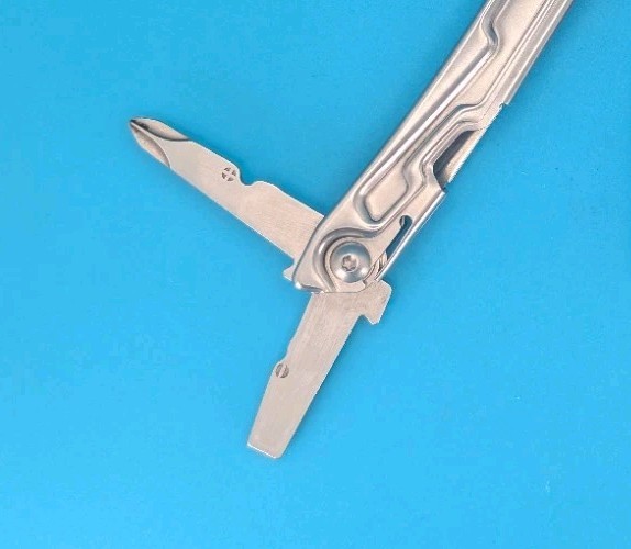Leatherman Bolster 13 Tool Stainless Steel Multi-Tool!
