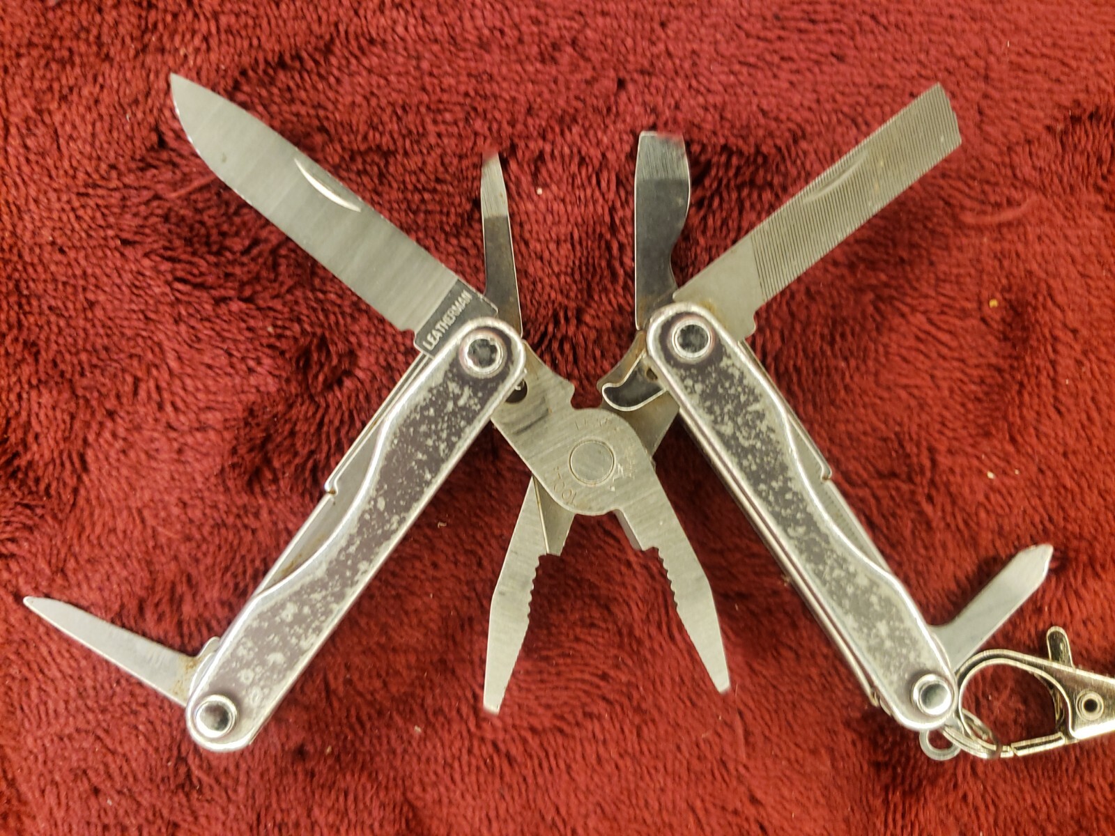 🔪 Leatherman Squirt P4 Multi-Tool Gray Keychain read