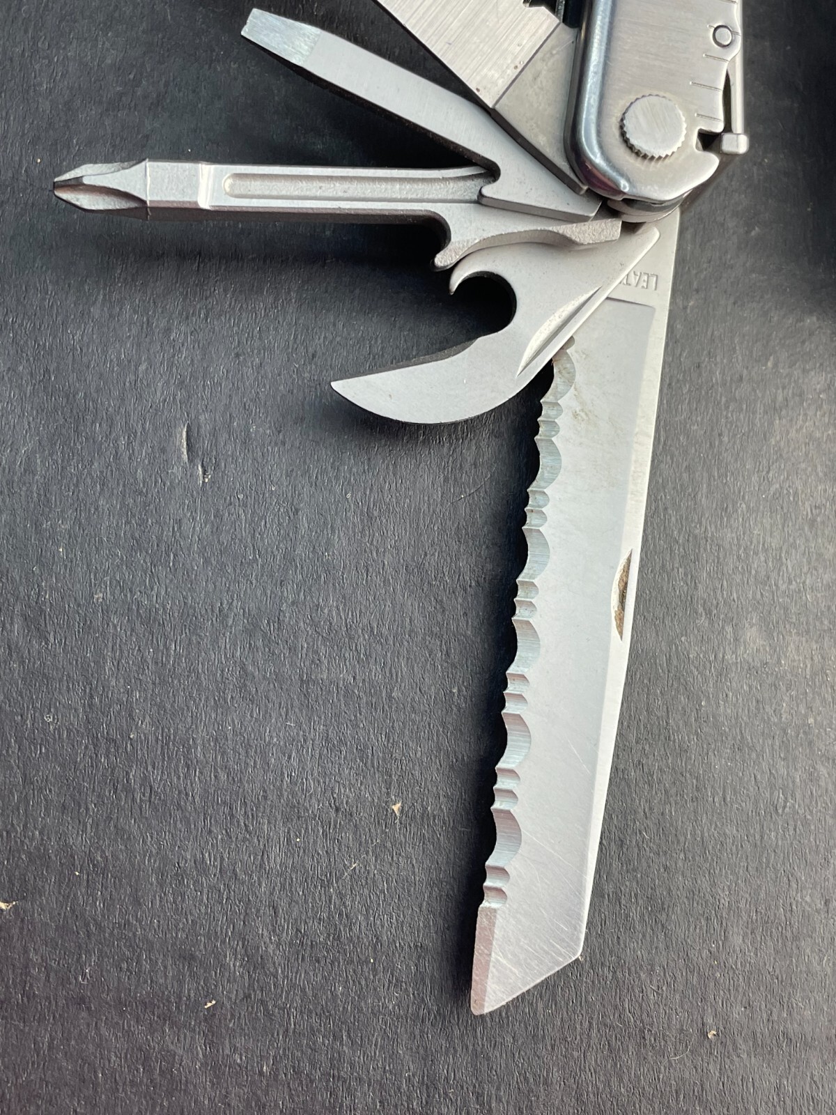 Leatherman Core Multi-Tool Stainless Steel Knife Pliers – Parts/Repair