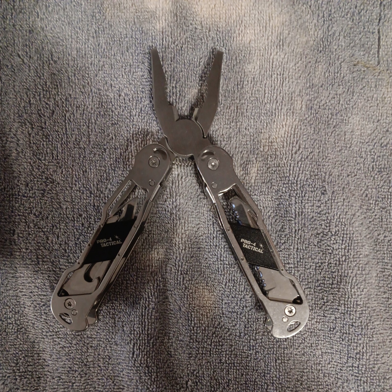 PRO-4 TACTICAL 12 IN 1 MULTI-TOOL PLIERS/ W NYLON SHEATH