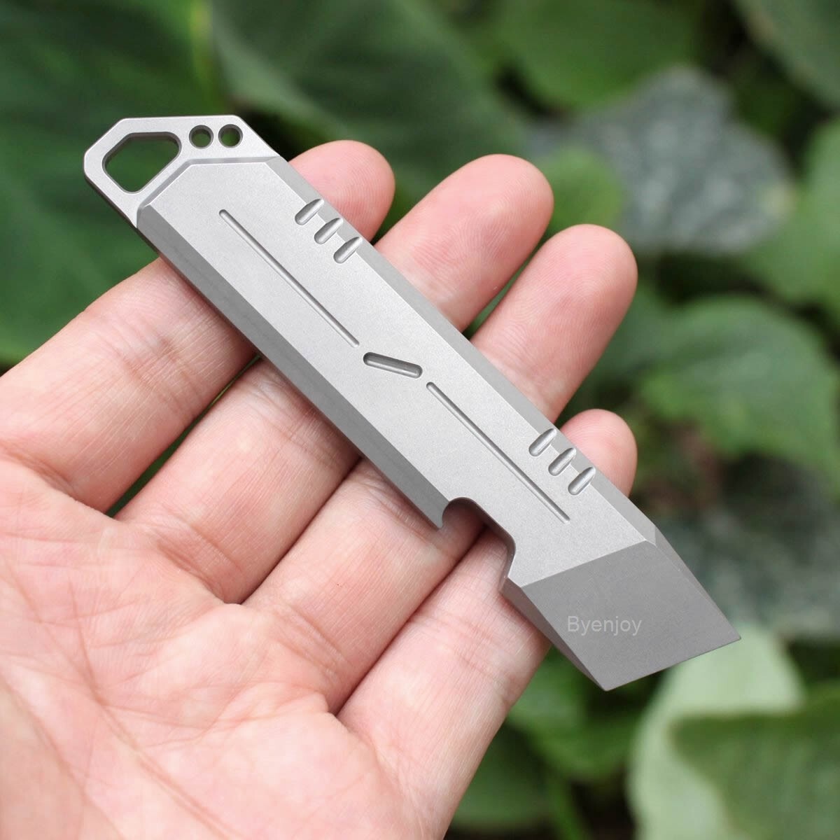 Titanium Crowbar Pry Bar Pocket EDC Pocket Tool Bottle Opener Pendant Open Box