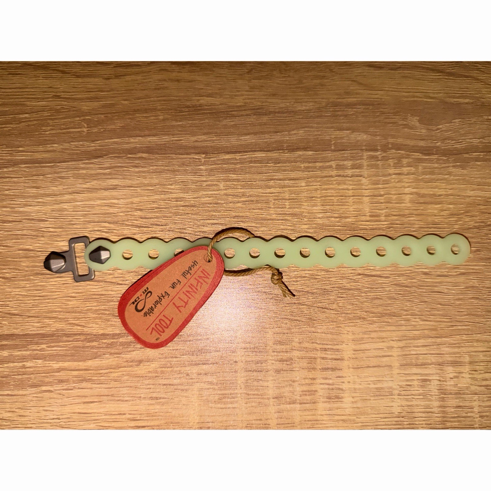 MODL Infinity Tool Glow-in-the-Dark, Green, Unisex