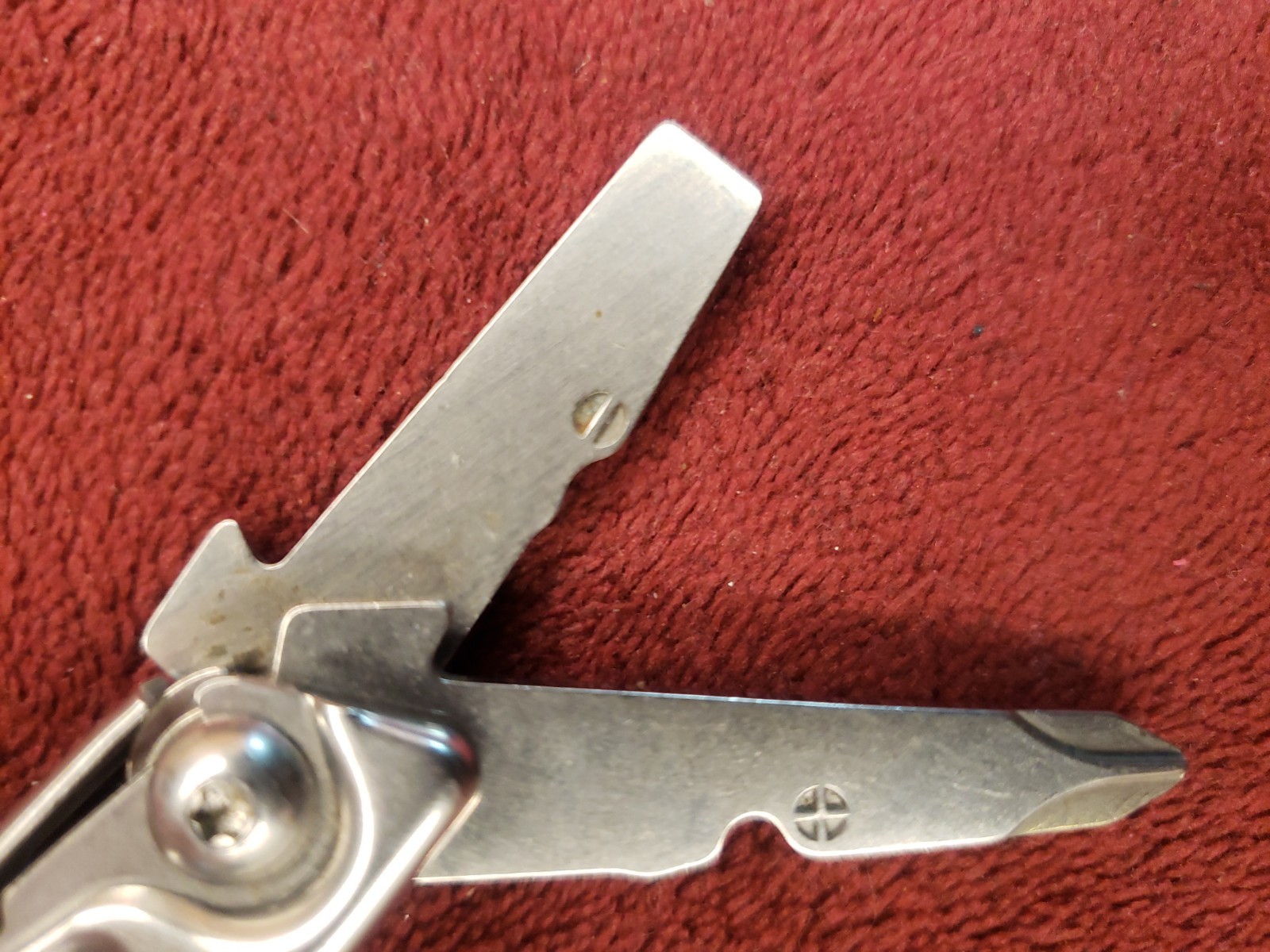 🔪 Leatherman Rev Multi Tool Knife Pliers