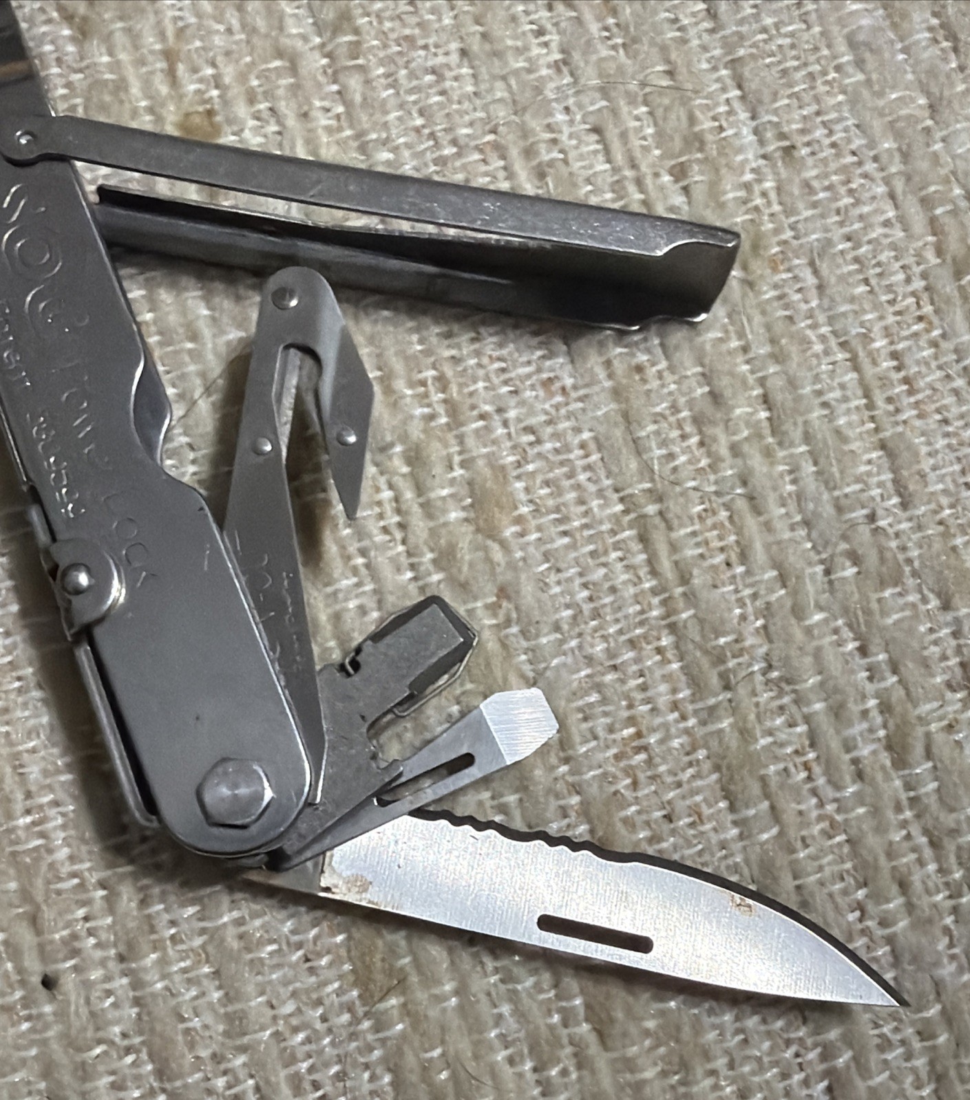 SOG PowerLock Pliers Multi Tool w/ Leather Sheath… FREE S&H!