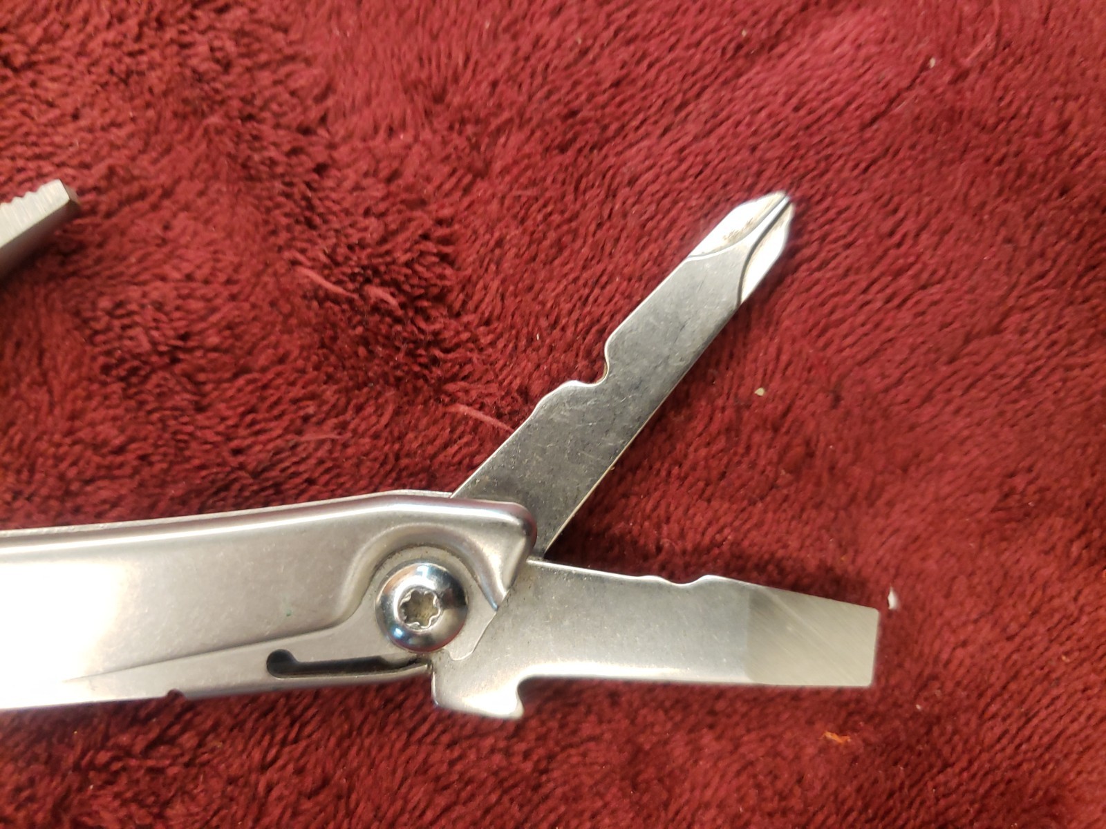 🔪 Leatherman Rev Multi Tool Knife Pliers