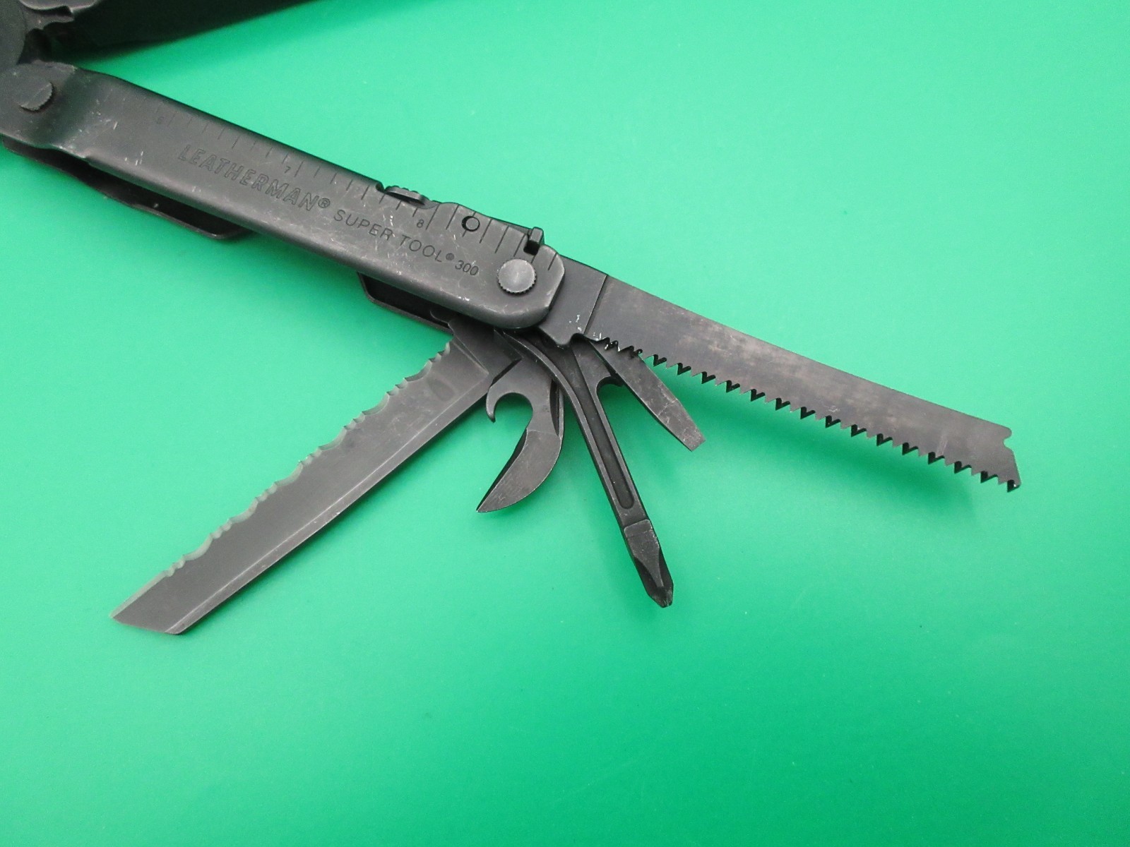 Leatherman Super Tool 300 Black Oxide Multi Tool Folding Knife USA #13A