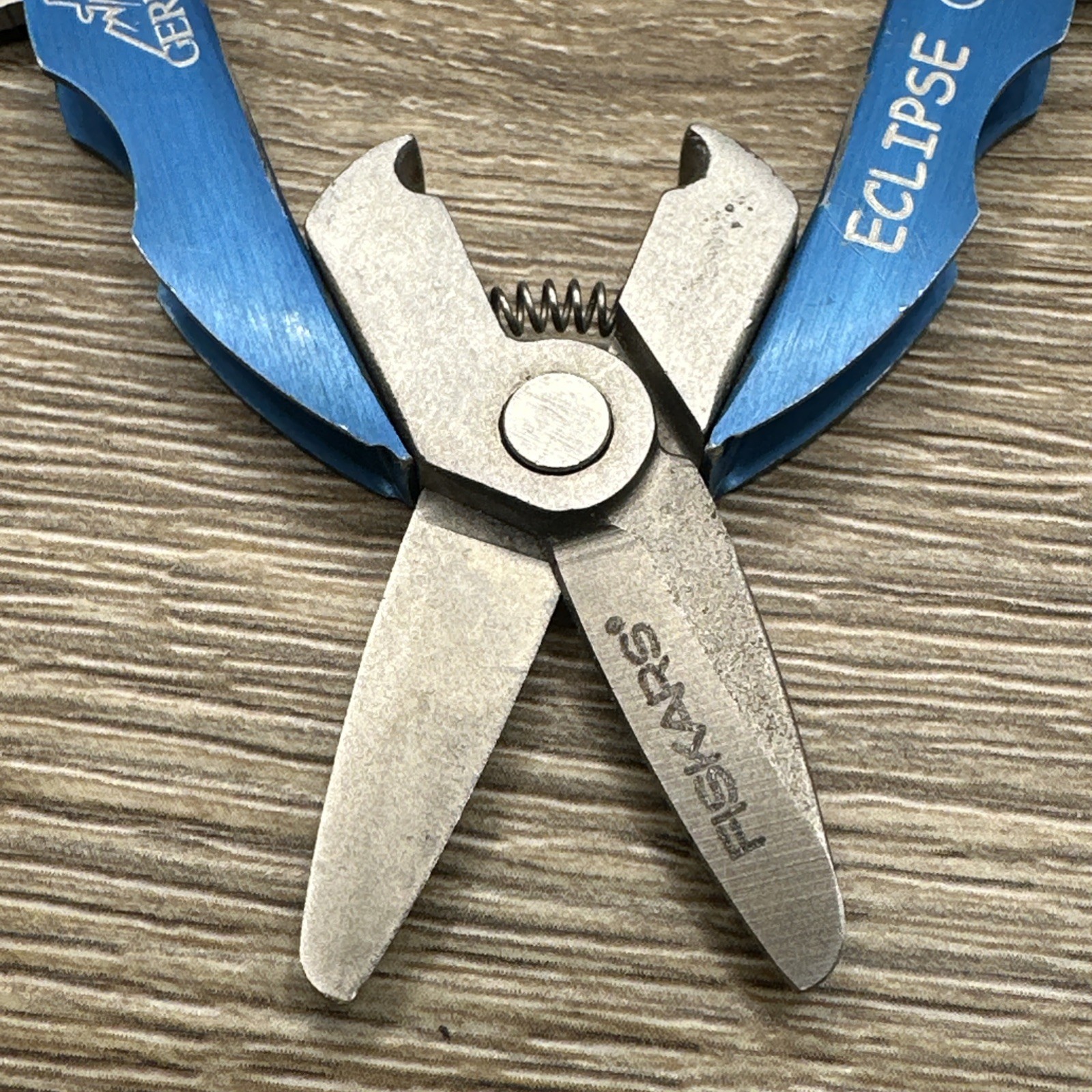 Gerber Eclipse Fiskars Multitool Scissors File Knife Screwdriver Bottle Opener