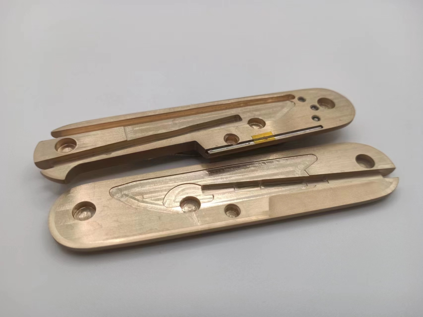 New 1 Pair Brass Handle Scales +Back Clip for 91mm Victorinox Swiss Army Knives