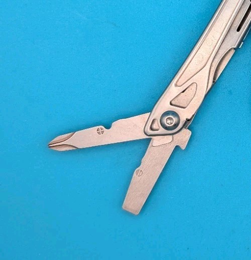 LEATHERMAN WINGMAN MULTI-TOOL! FAST SHIPPING! *M.BROWN*