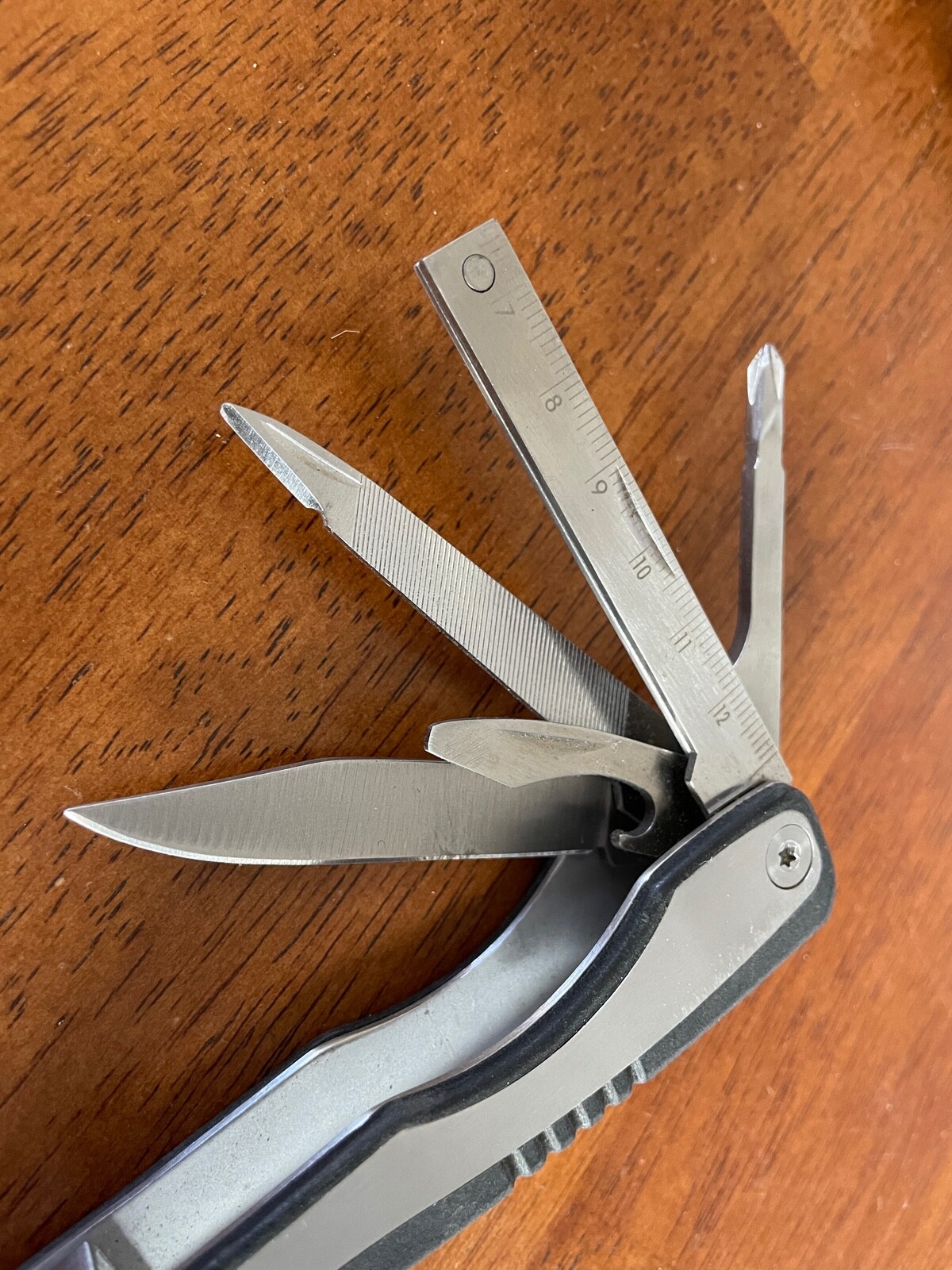 GATOR GERBER CASE WITH A Utility TooL / NOT GERBER