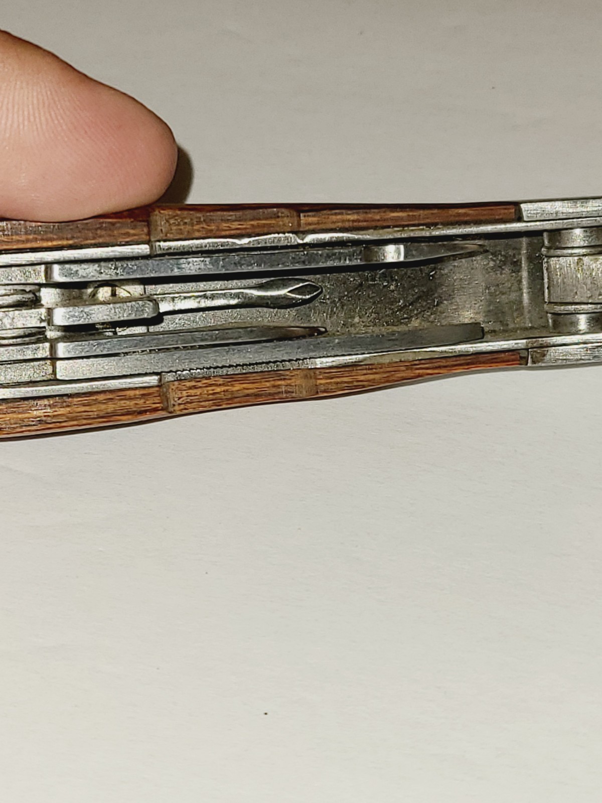 AS IS SHEFFIELD STAINLESS STEEL MULTI TOOL WOOD GRAIN GRIP SEE PHOTOS