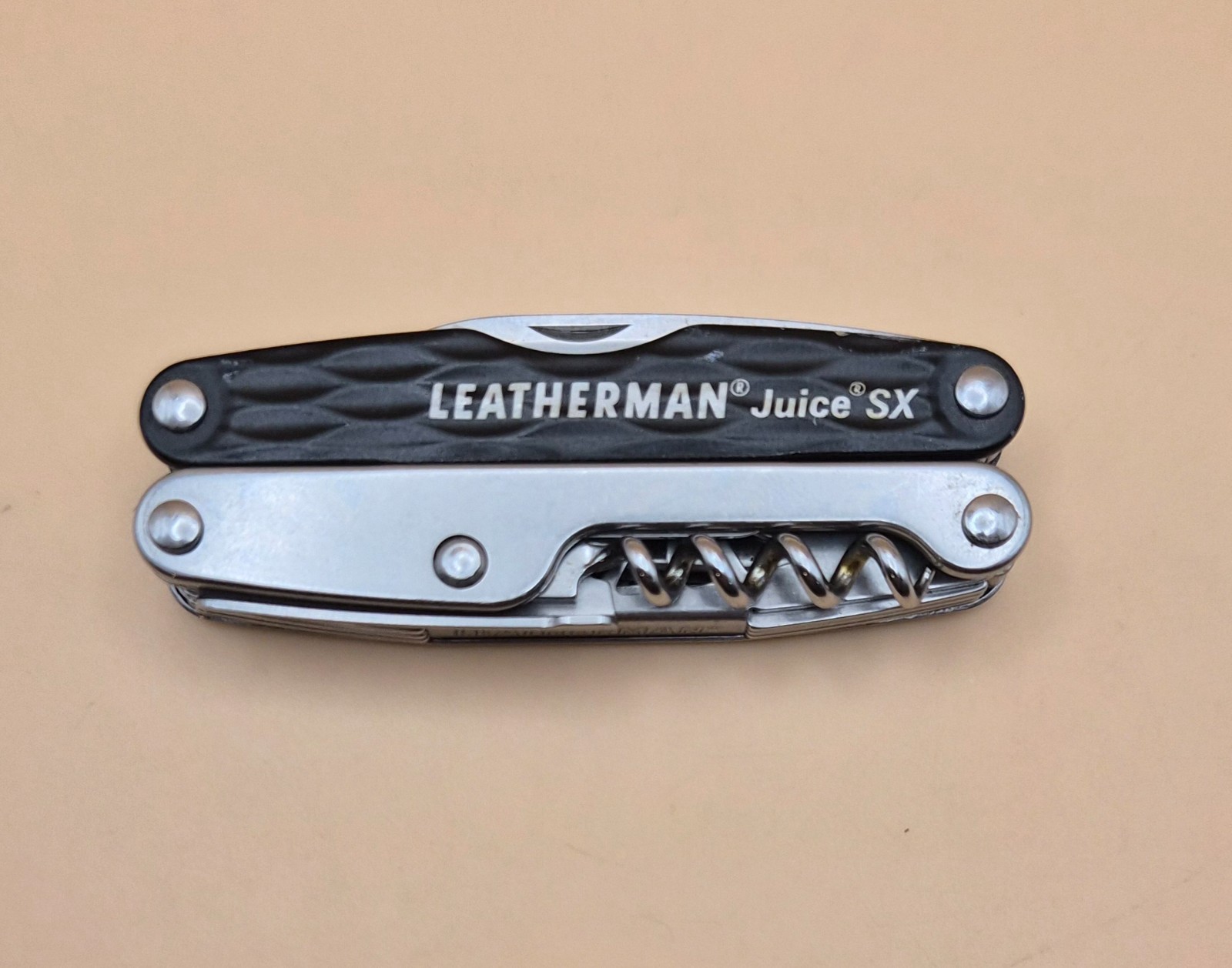 SUPER RARE Leatherman JUICE SX Black Multi-Tool (Retired) – Good Condition