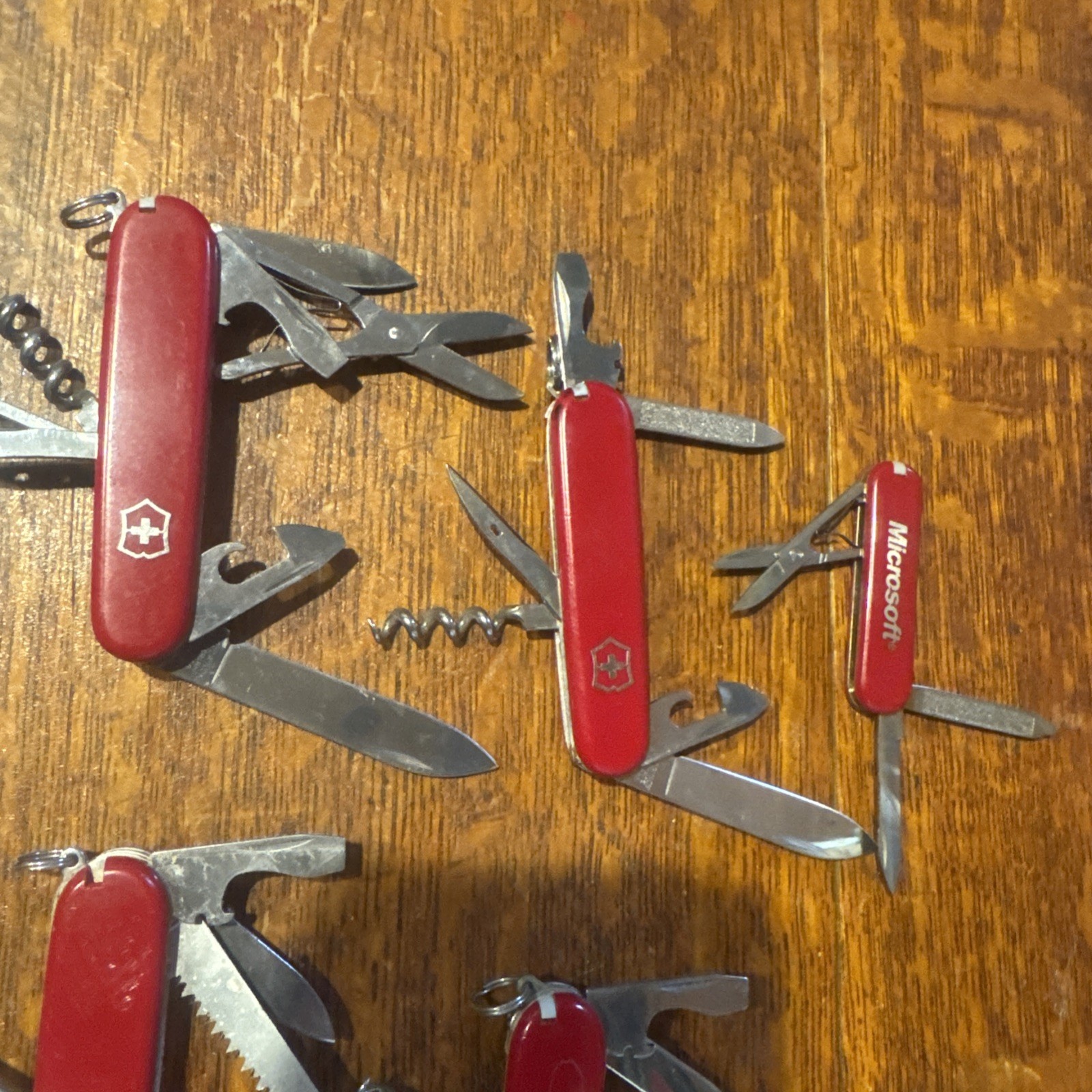 Victorinox Swiss Army Knives And Scissors Microsoft, Novell Collectors Lot