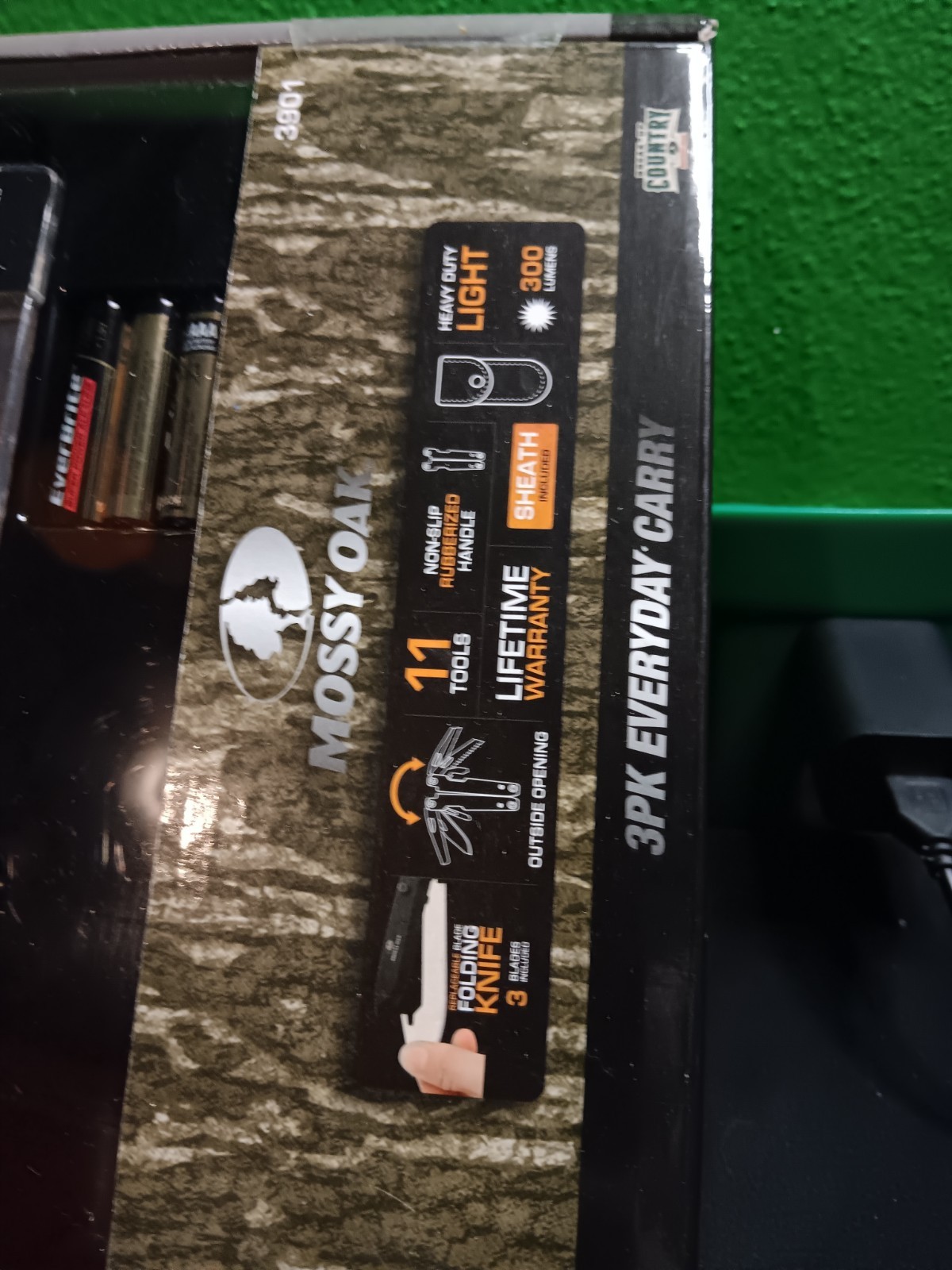 Mossy Oak 3PK Everyday Carry Gift Set – Flashlight – Multi tool – Blade