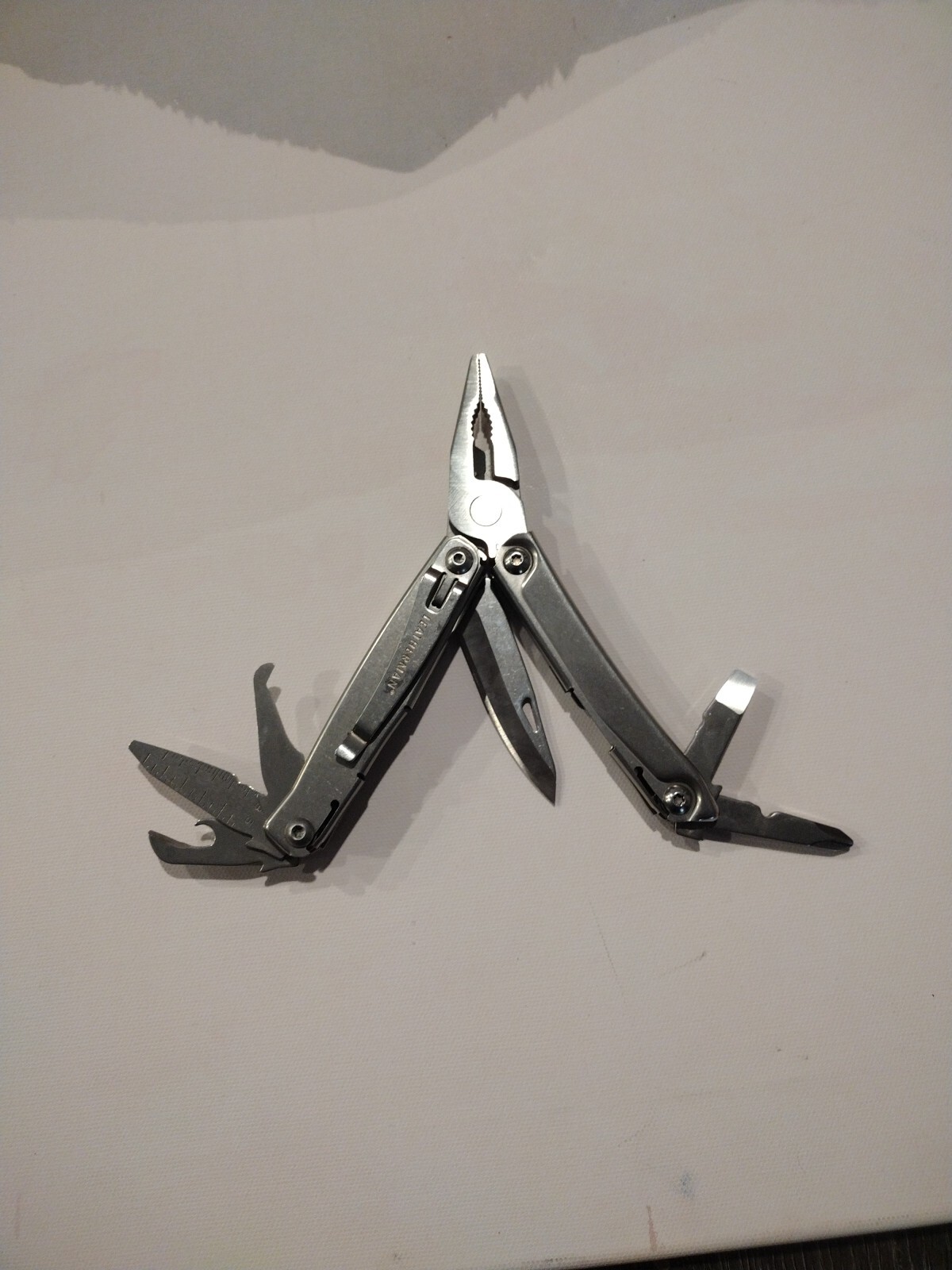 Leatherman REV 14 Tools Multi-Tool – Stainless Steel with Nylon Sheath Excellent