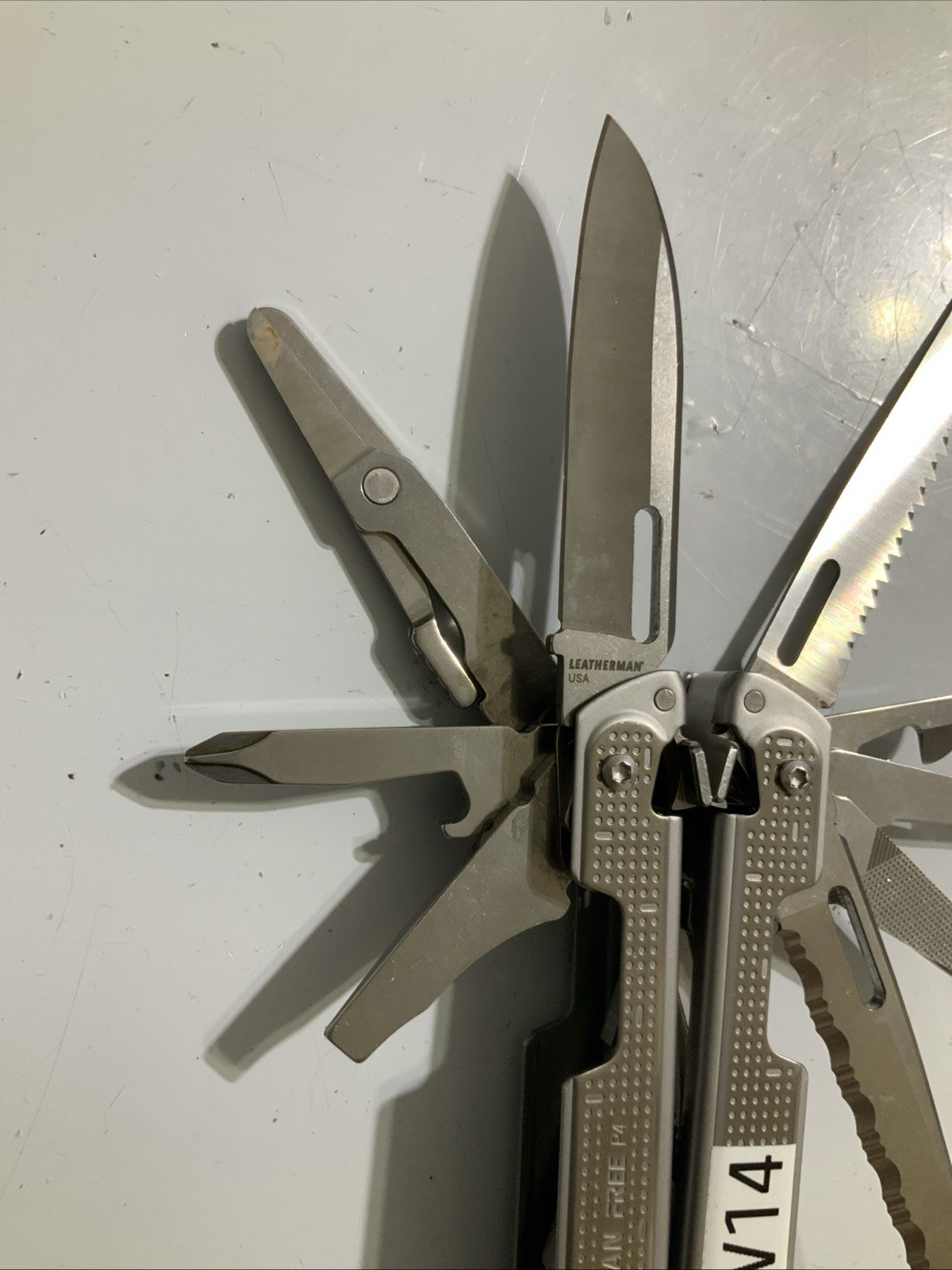 Leatherman Free P4 Stainless Steel Multi Tool Retired – V14