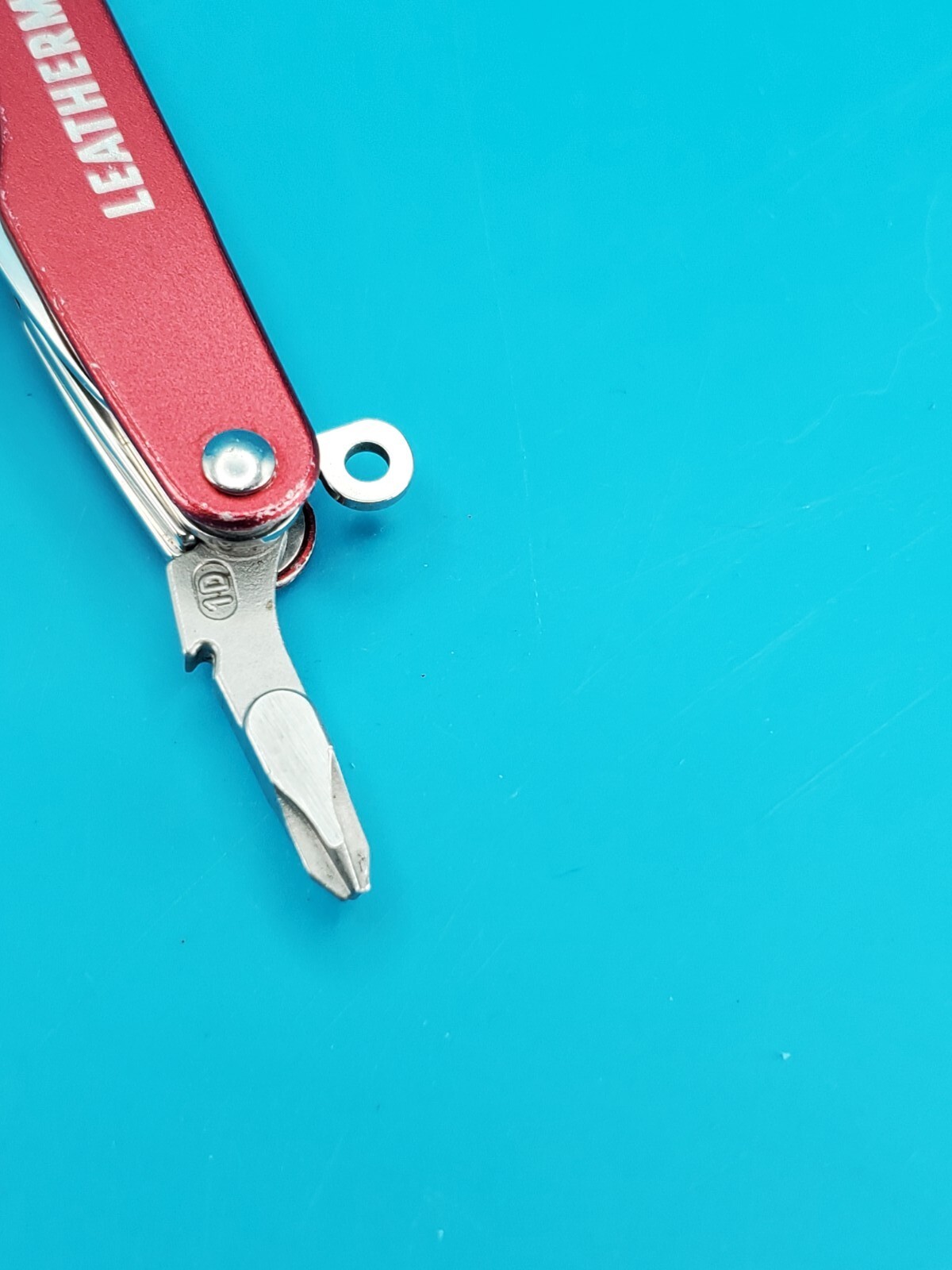 Leatherman Juice C2 Red Multi Tool! RETIRED!