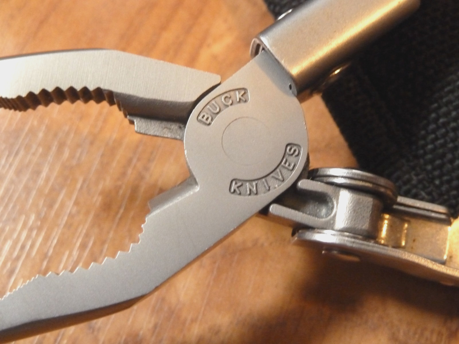 BUCK USA BUCK LITE TOOL 355 MULTI TOOL-w/ ORIGINAL SHEATH-RETIRED