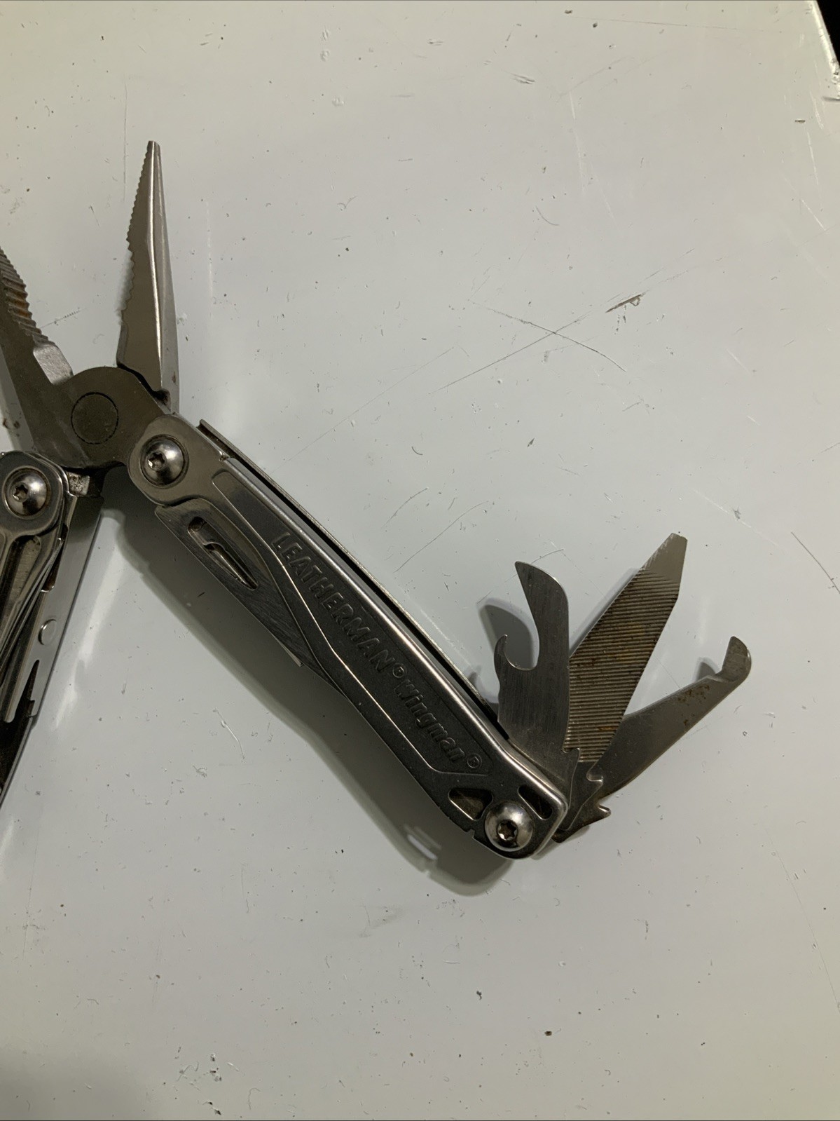 Leatherman Wingman stainless Steel Multi tool with Pocket Clip