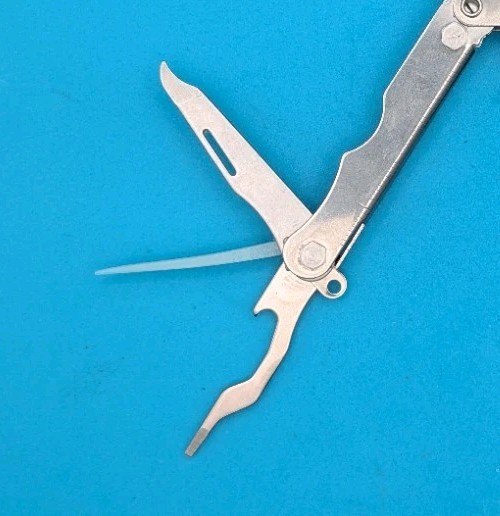 SOG Crosscut Multitool Knife! WITH SHEATH!