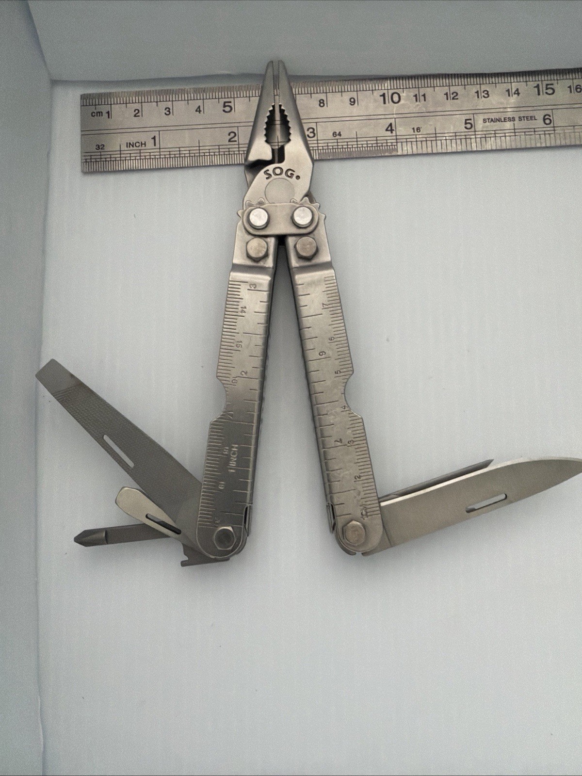 SOG Power Plier Multi-Tool Specialty Knives And Tools