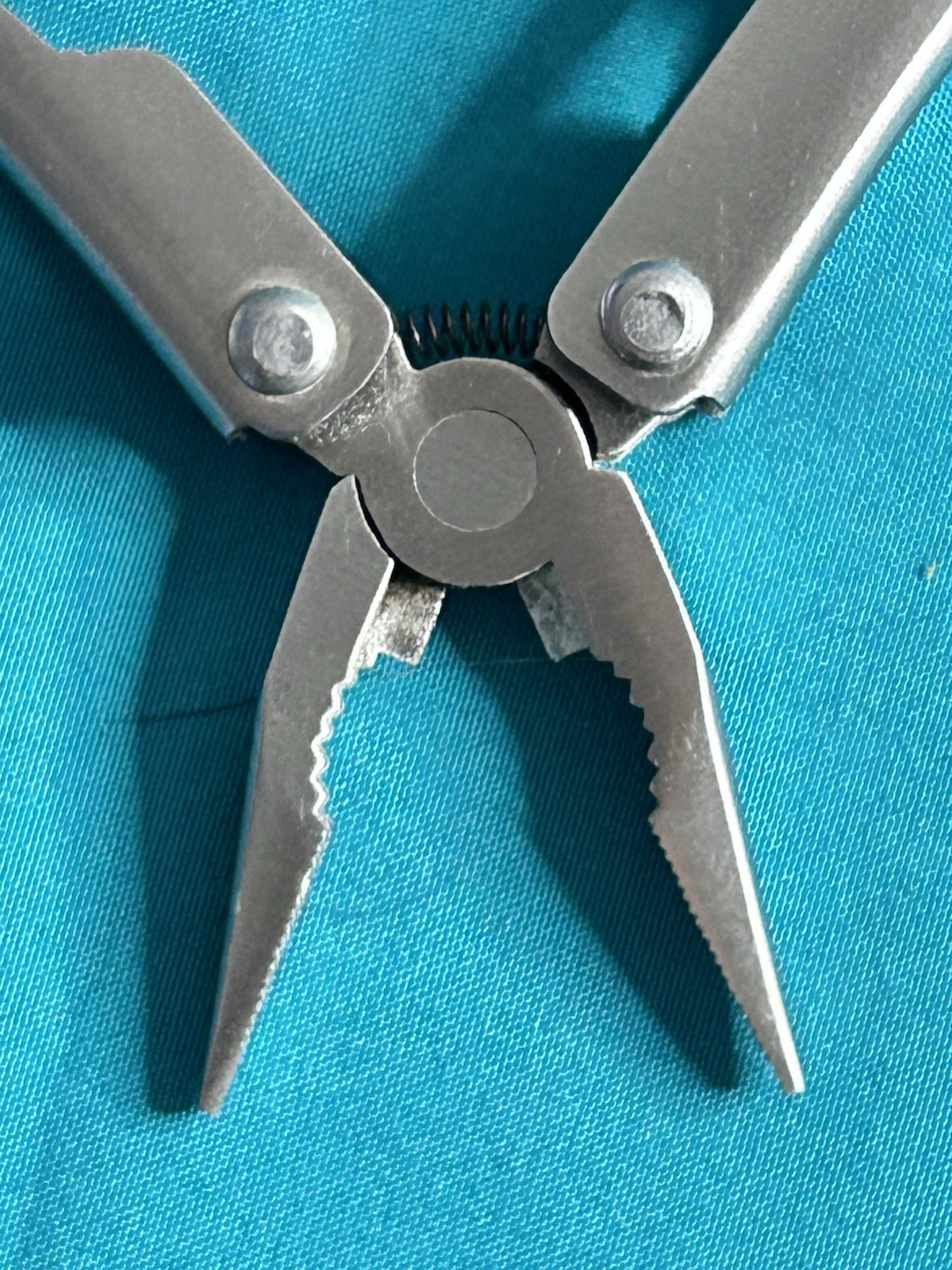 Lot of 2 Keychain Multi-Tools GRIP 6-in-1 LED Torch Tool Micro Folding Pliers