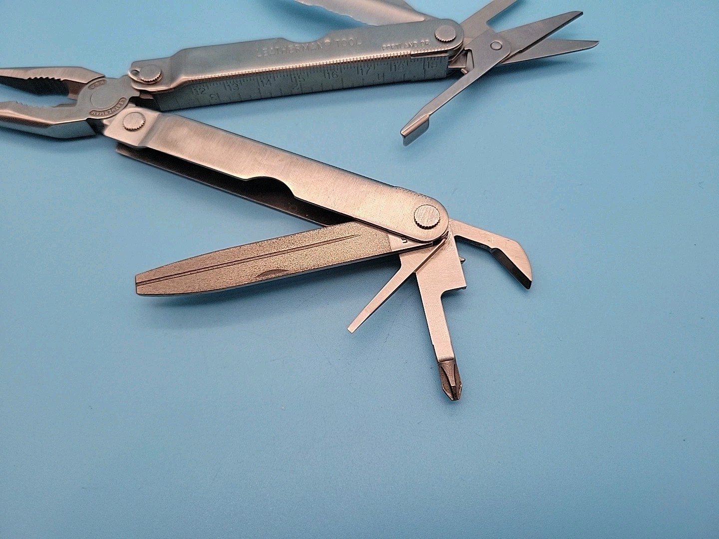 Leatherman PST II Multi-Tool w/ Scissors – Dated 0398 – Pliers, Knife, File,
