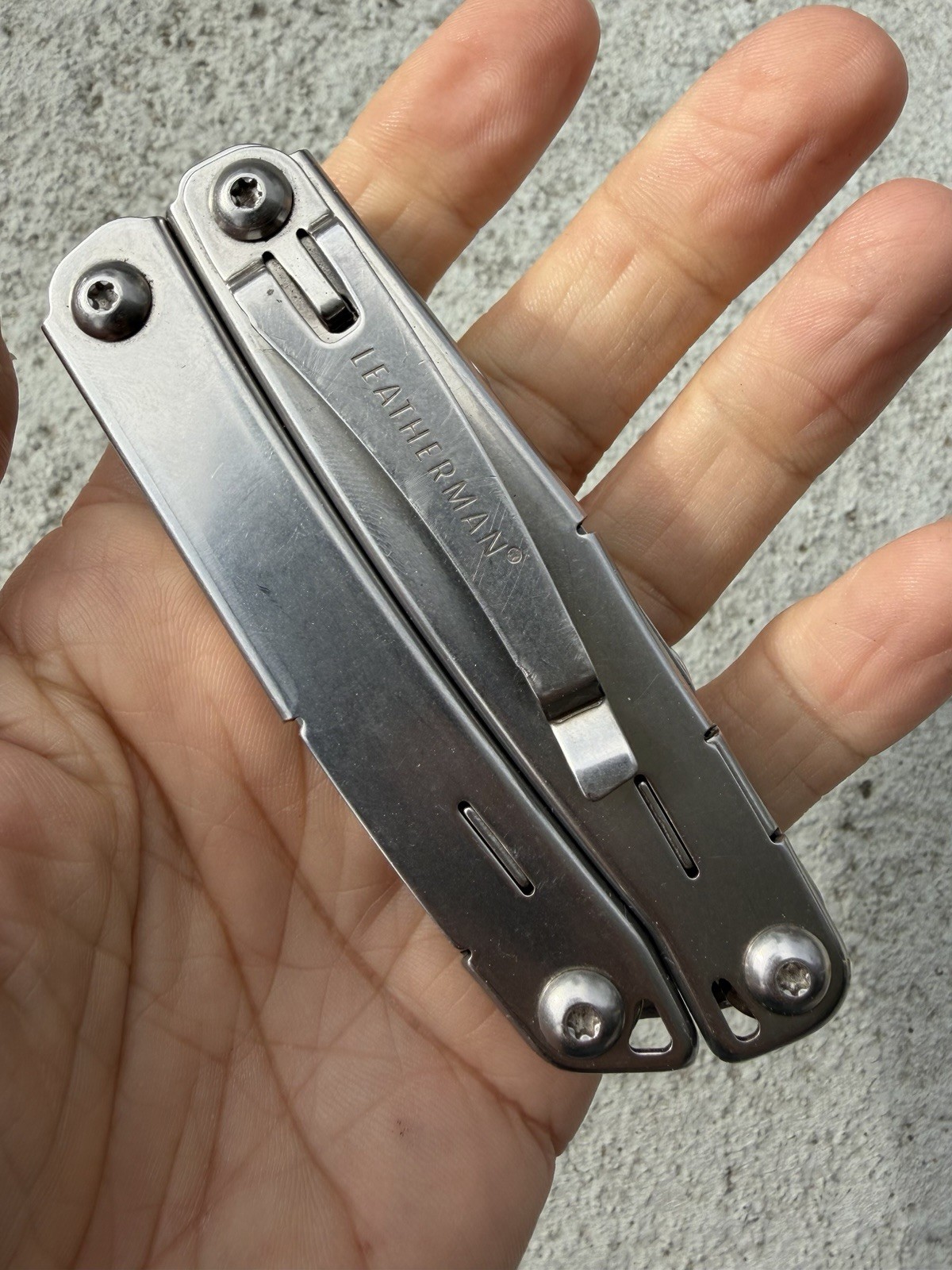 LEATHERMAN WINGMAN 14-IN-1 MULTI-TOOL, PLIERS, SCISSORS, SCREWDRIVER, CLIP, EXC!